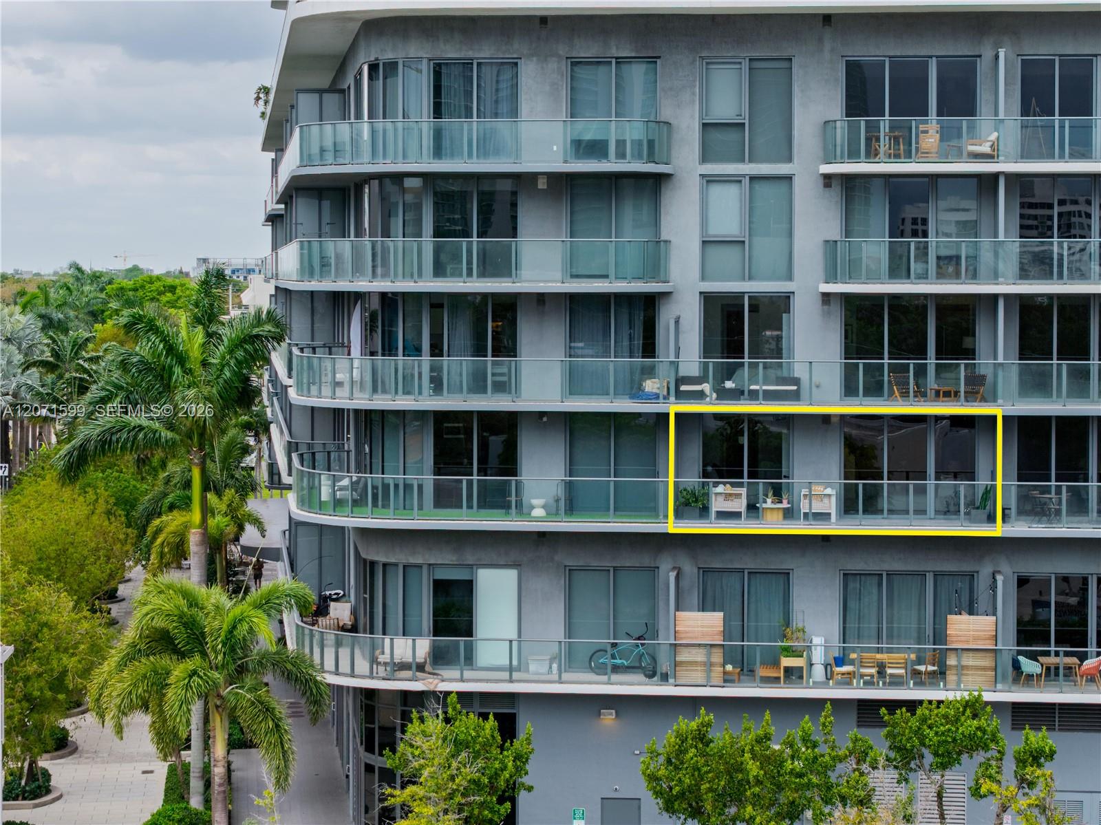 121 NE 34th St # L305 View 1