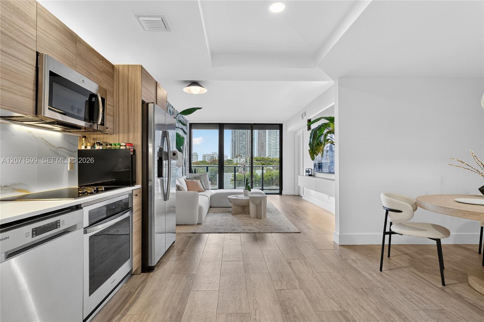 121 NE 34th St # L305 View 2