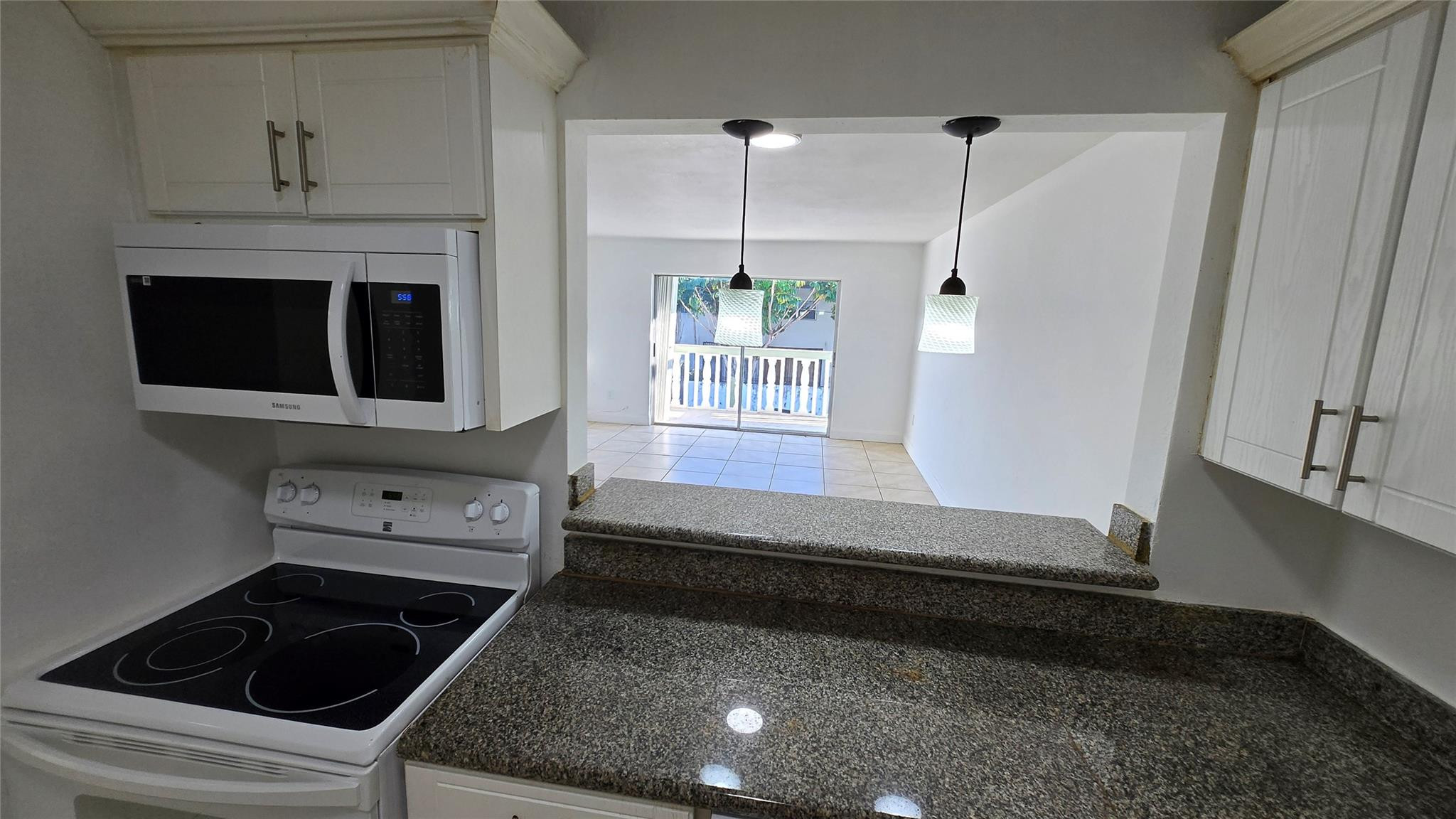 15205 NE 6TH Avenue # D206 — Photo 5