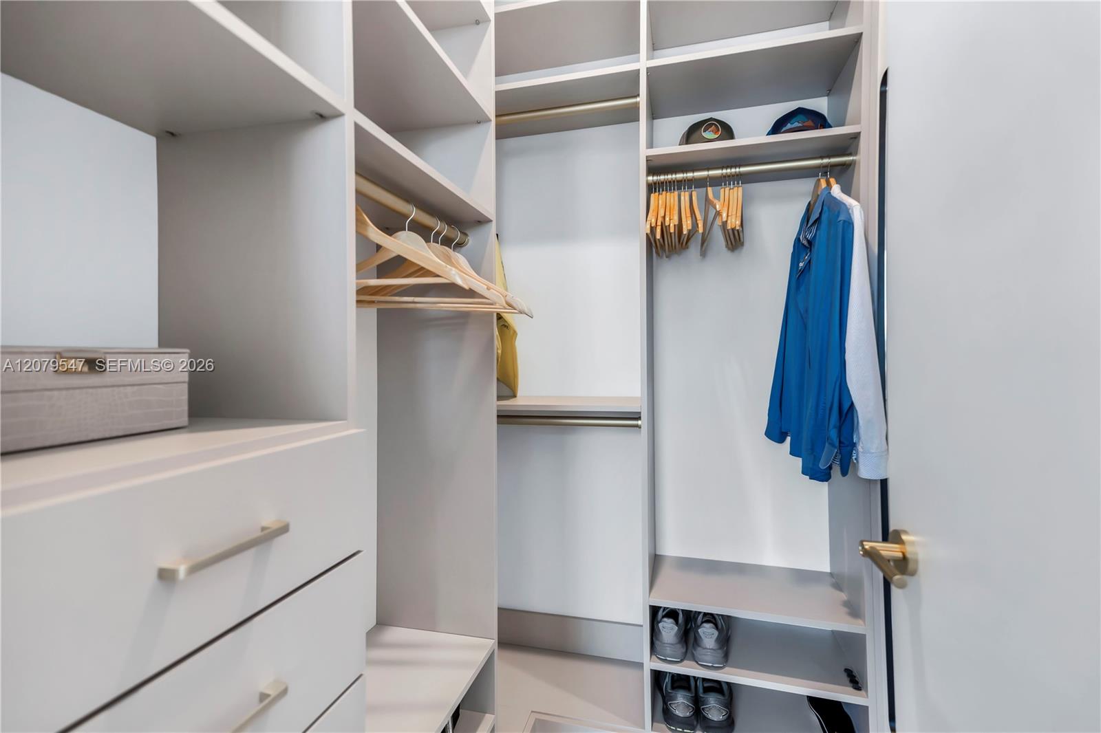 2655 S Bayshore Dr # 1406 — Photo 4
