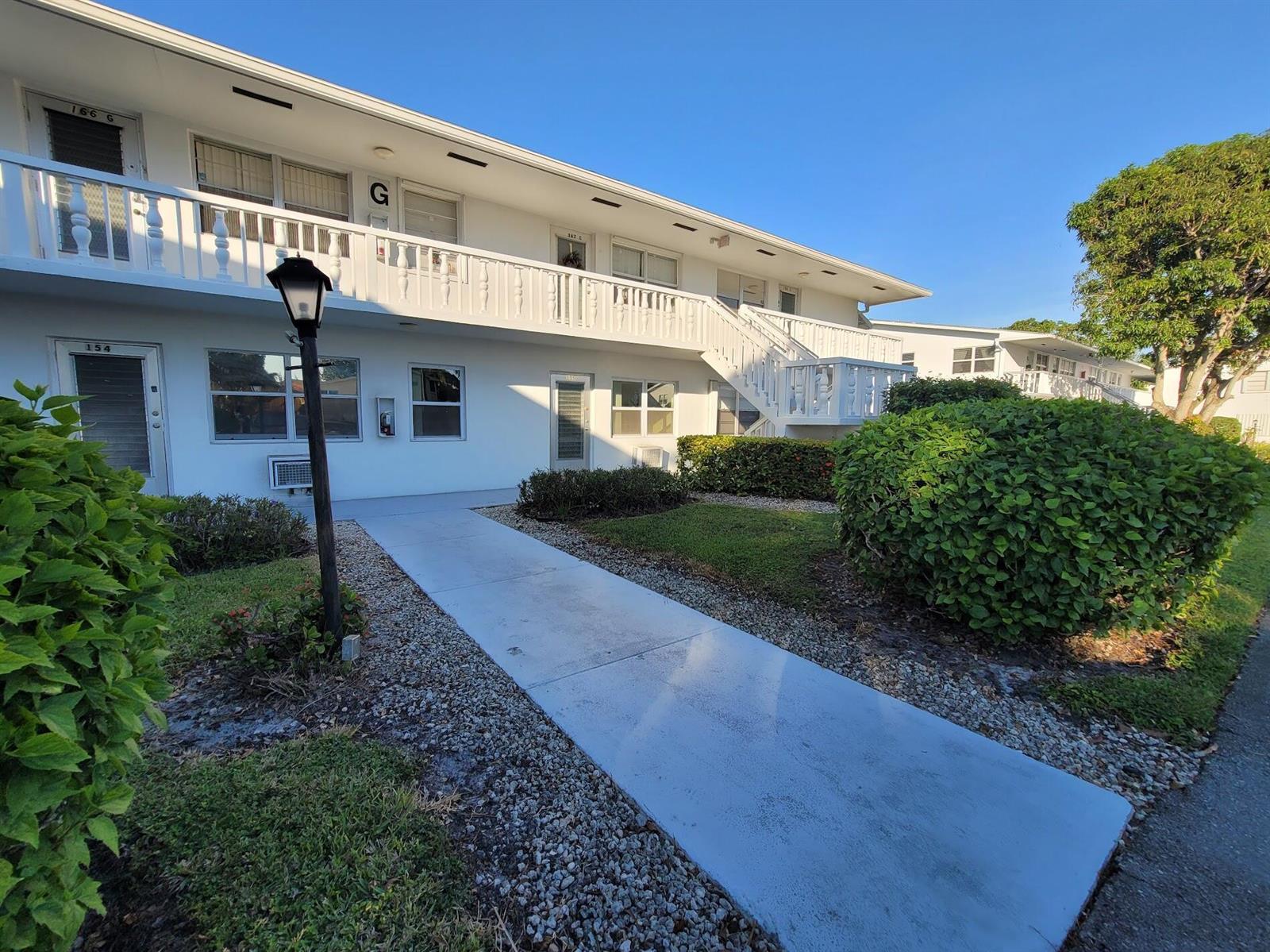 155 Coventry, West Palm Beach FL 33417