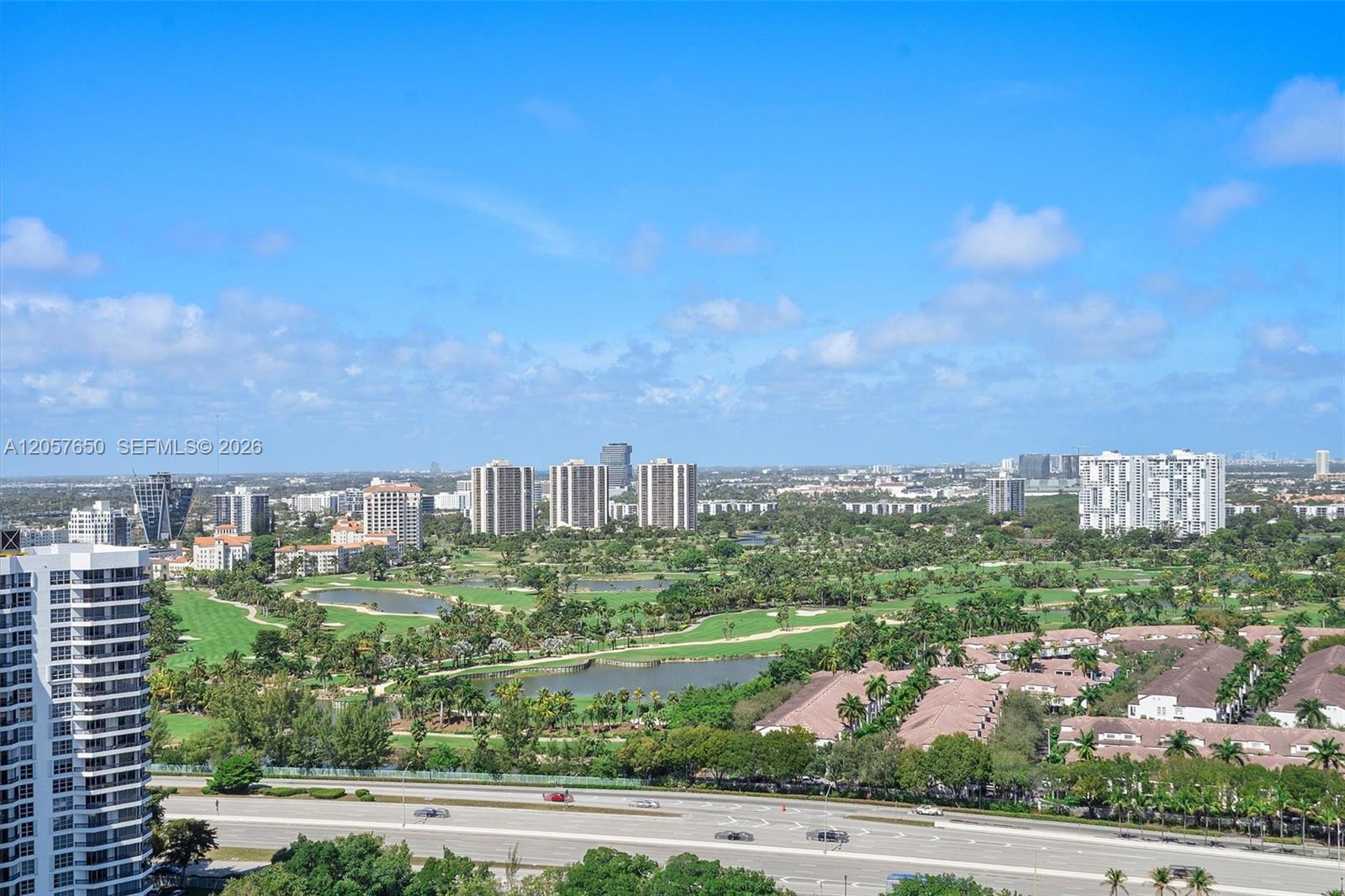 3530 Mystic Pointe Dr # 2907 — Photo 3