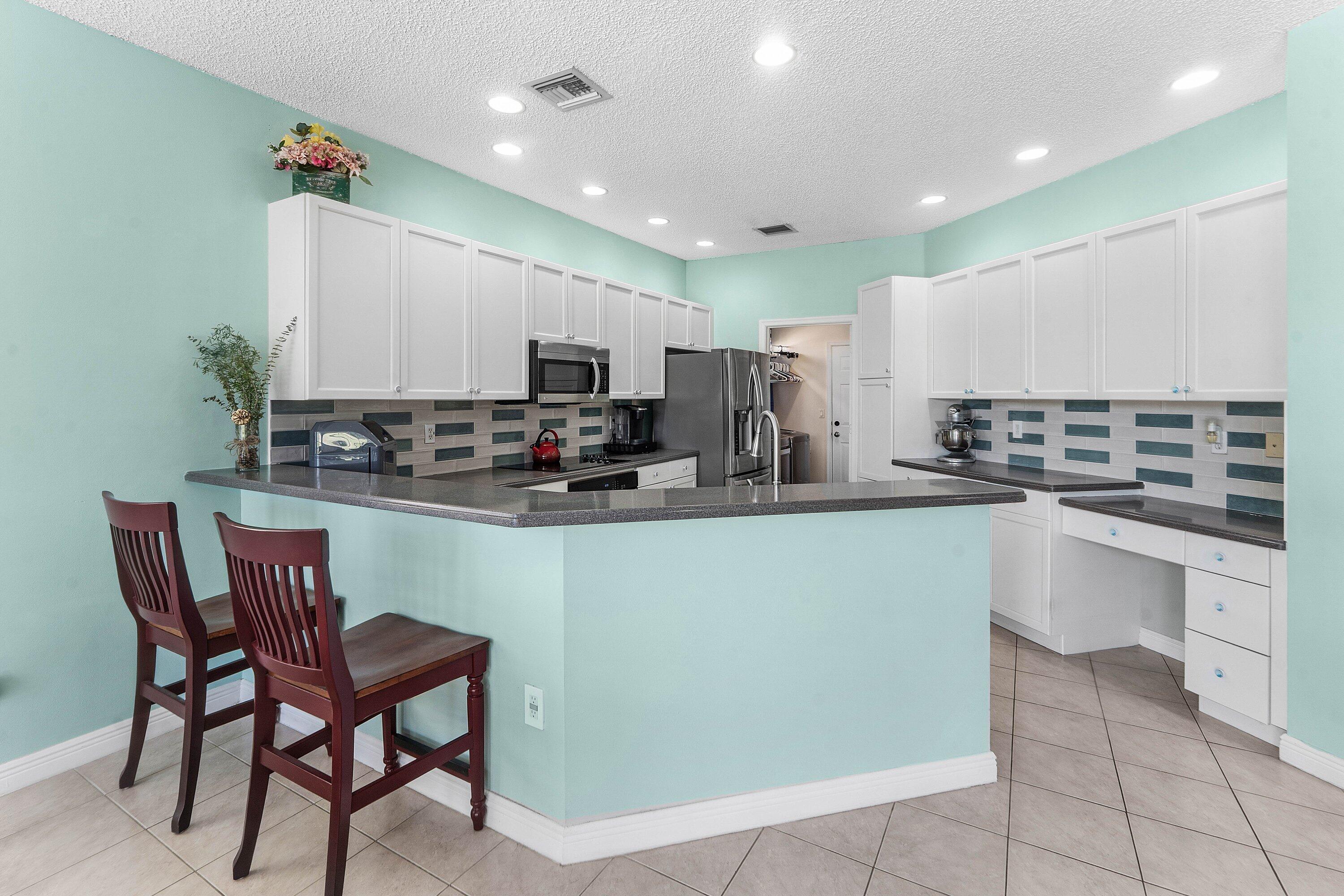 2129 RESTON Circle, Royal Palm Beach FL 33411