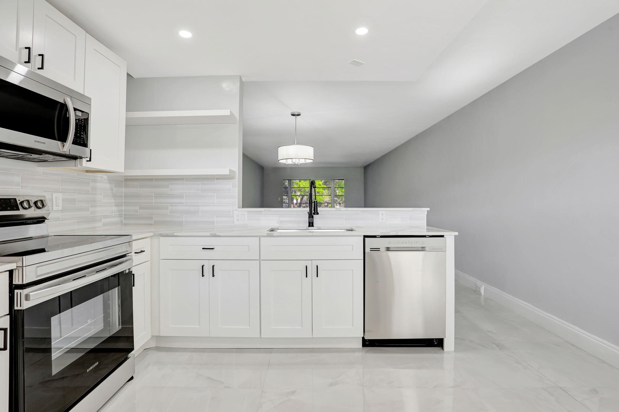 2202 LUCAYA Bend # G2 — Photo 3