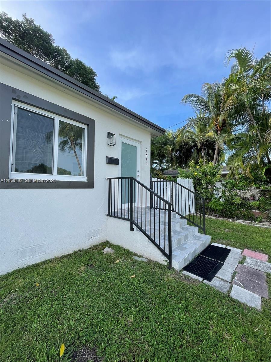 2856 SW 37th Ave # 2856, Miami FL 33133