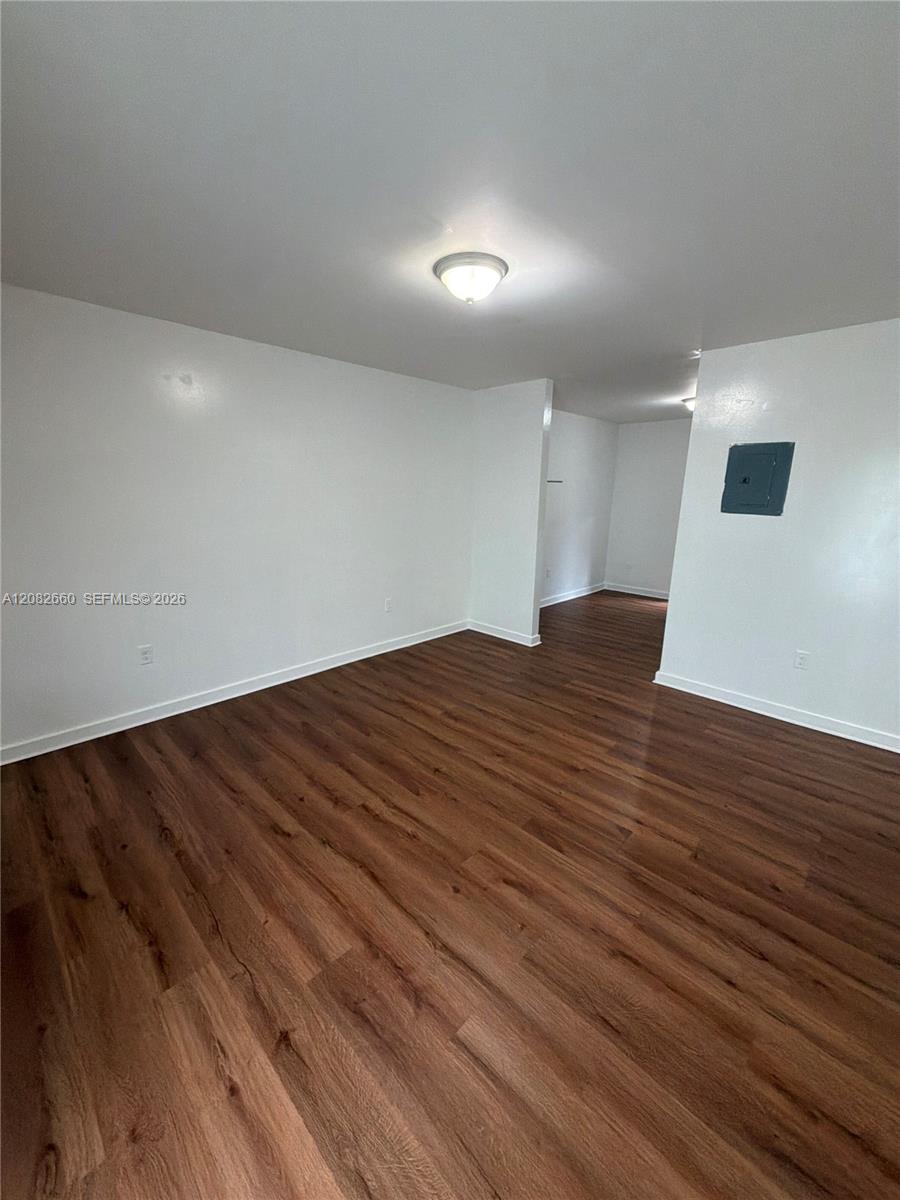 481 NW 30th St # 2 — Photo 5