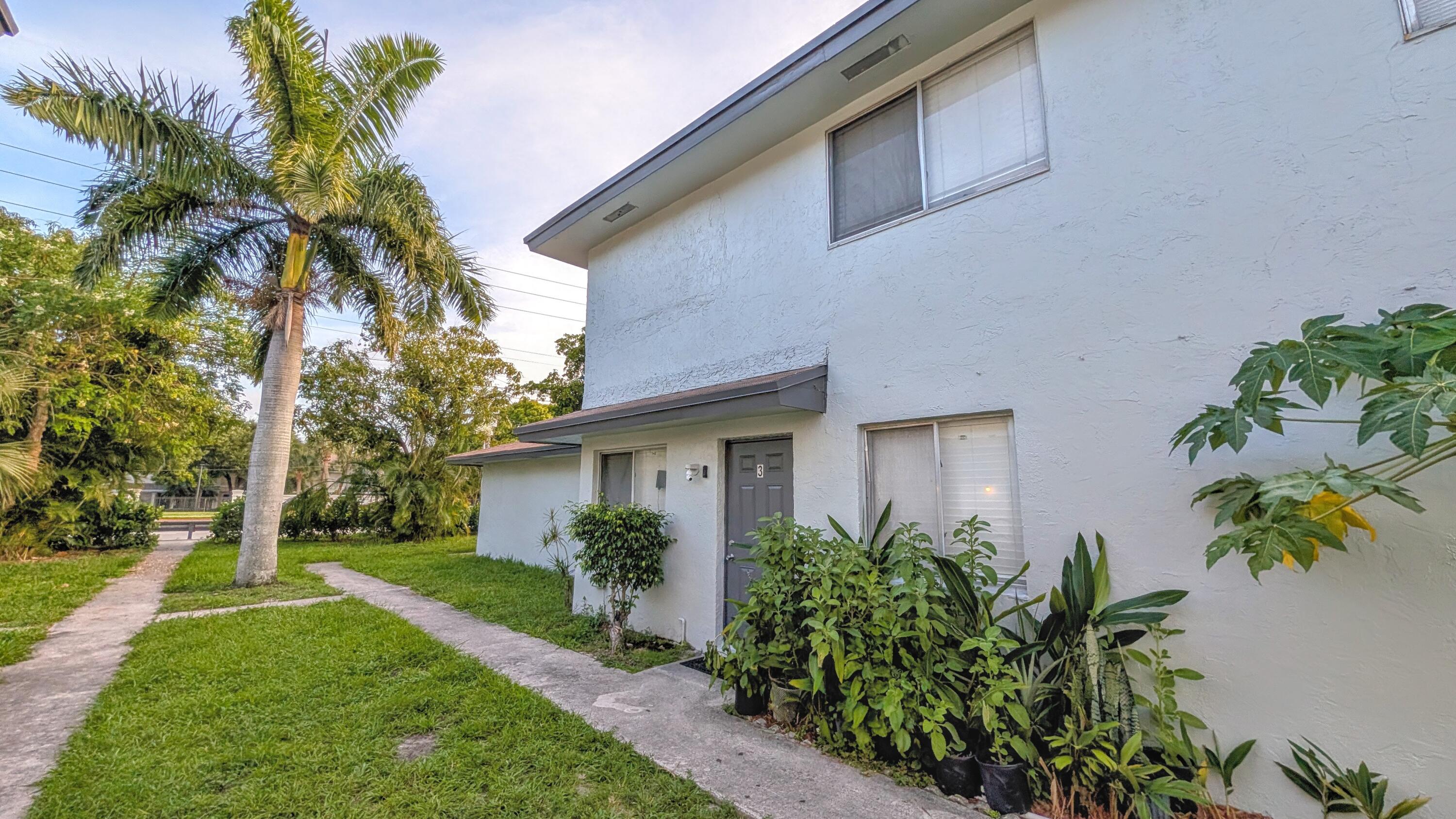 2115 Catherine Dr Drive # c — Photo 4