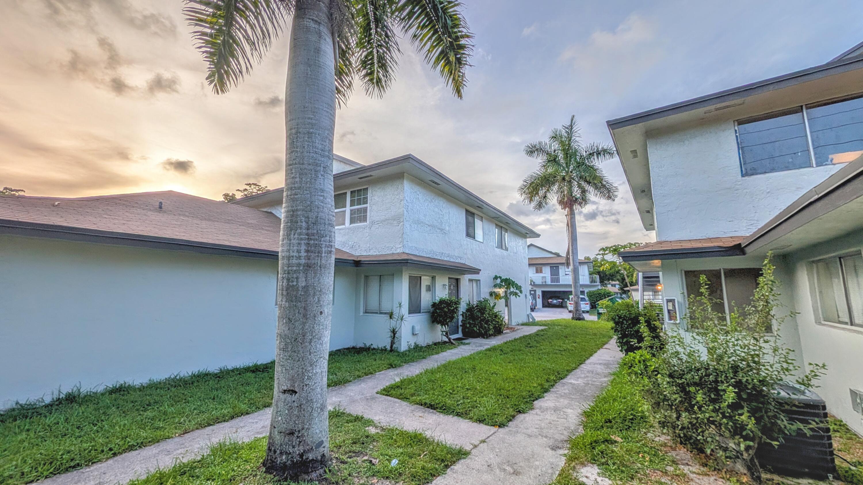 2115 Catherine Dr Drive # c — Photo 3