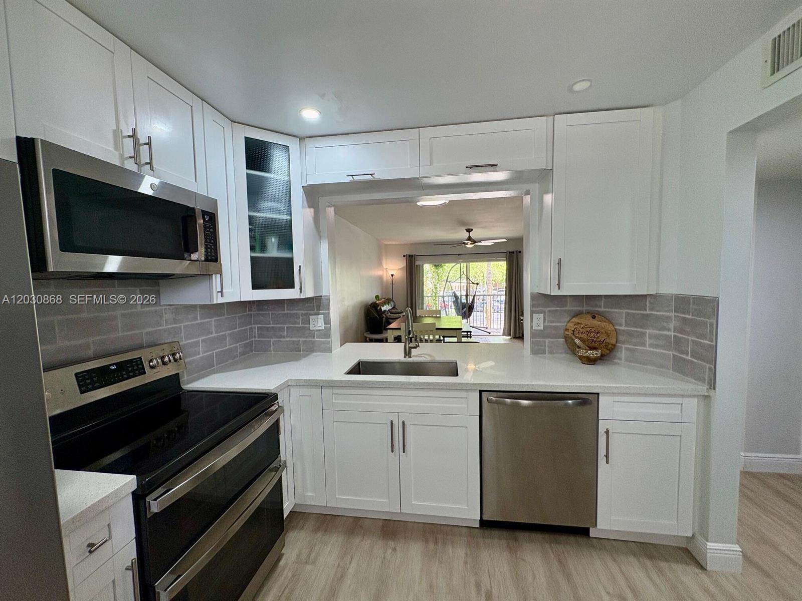 8750 Royal Palm Blvd # 3, Coral Springs FL 33065