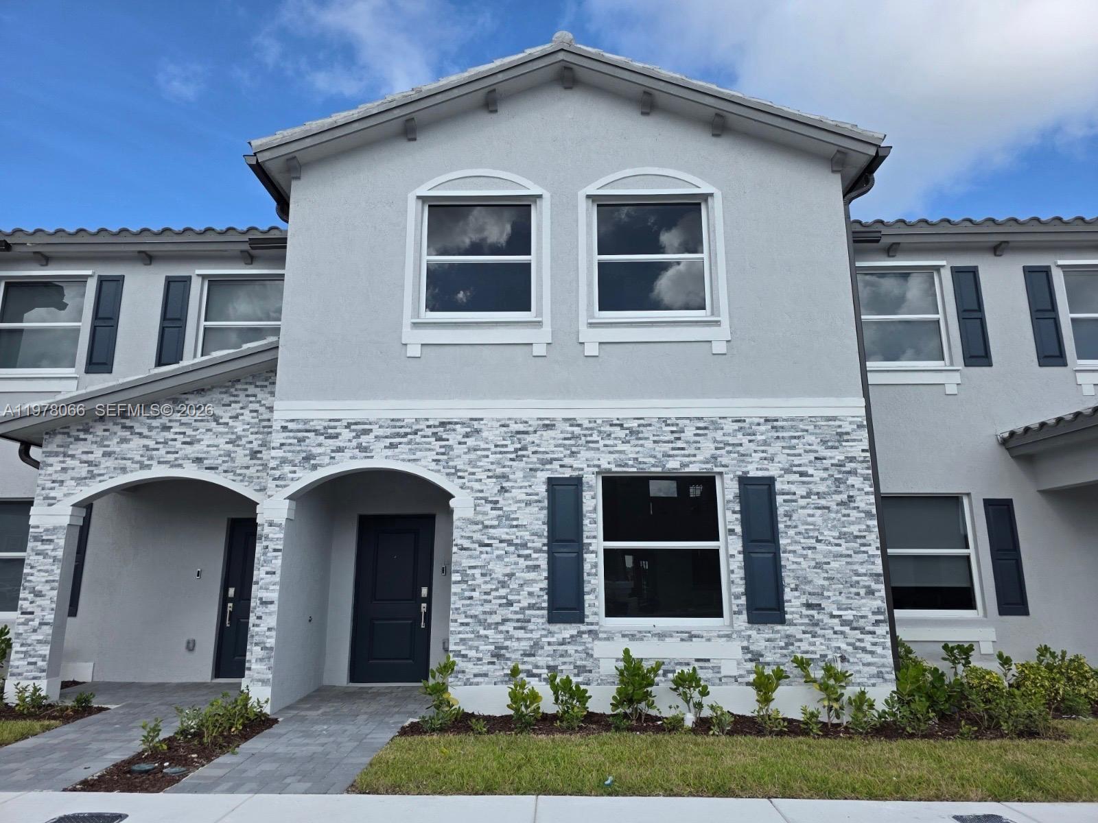 300 SE 10th Ct # 300, Florida City FL 33034