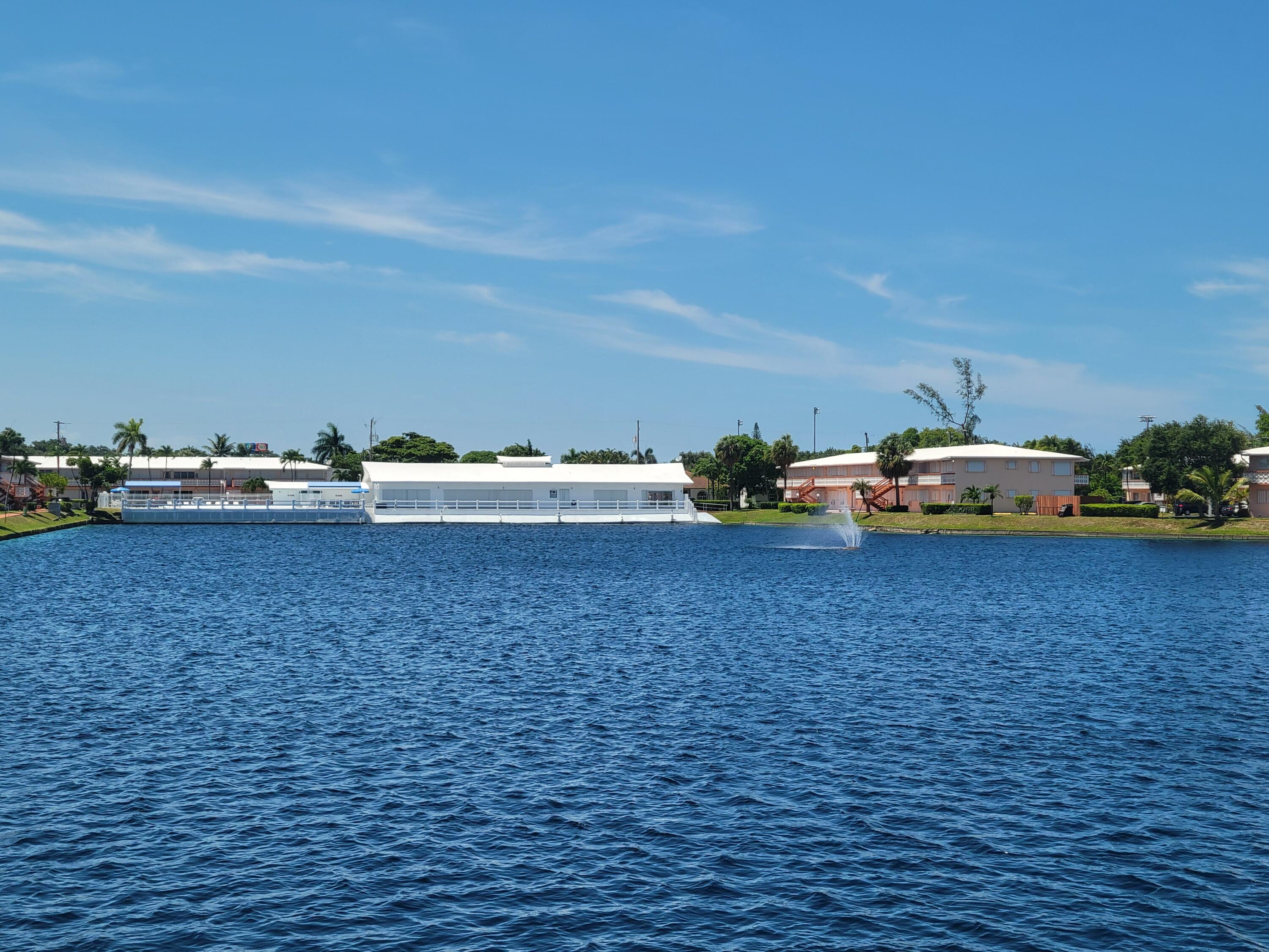 1050 SW 11th Street # L2, Hallandale Beach FL 33009