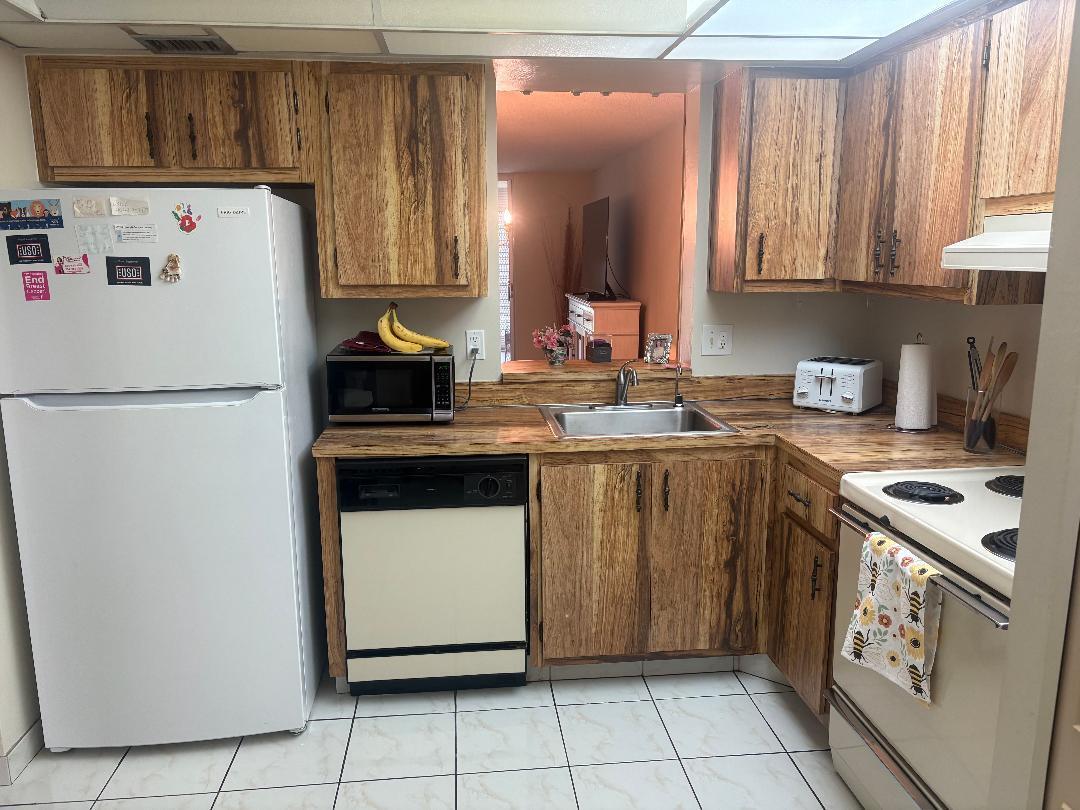 7561 NW 1st Street # 207, Margate FL 33063