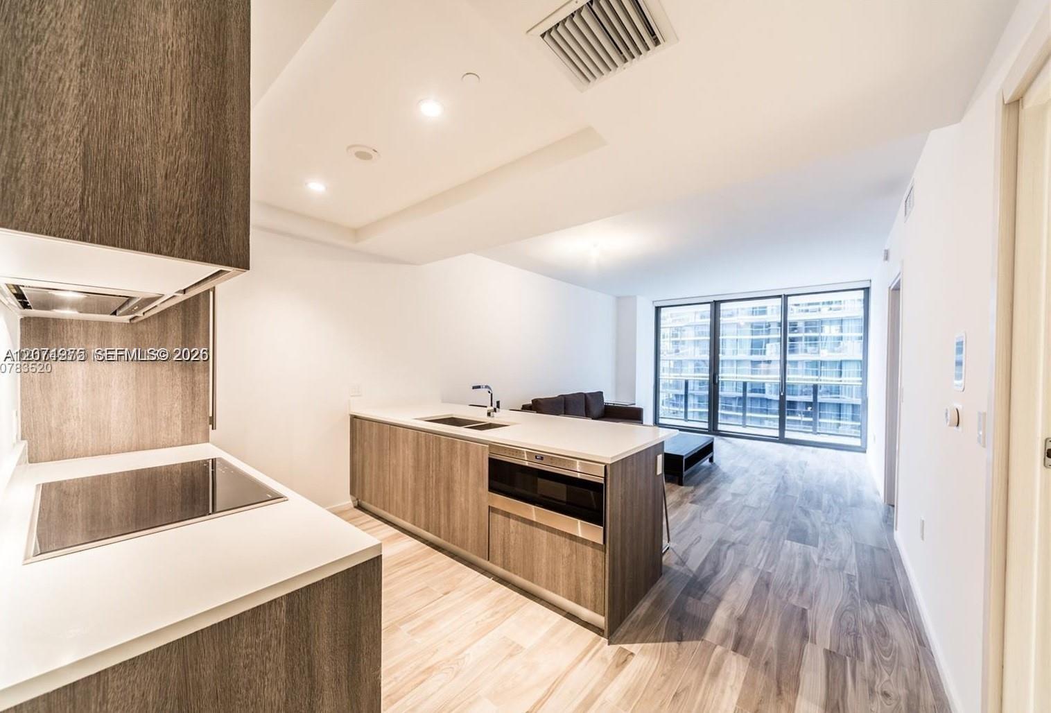 801 S Miami Ave # 2707 — Photo 2