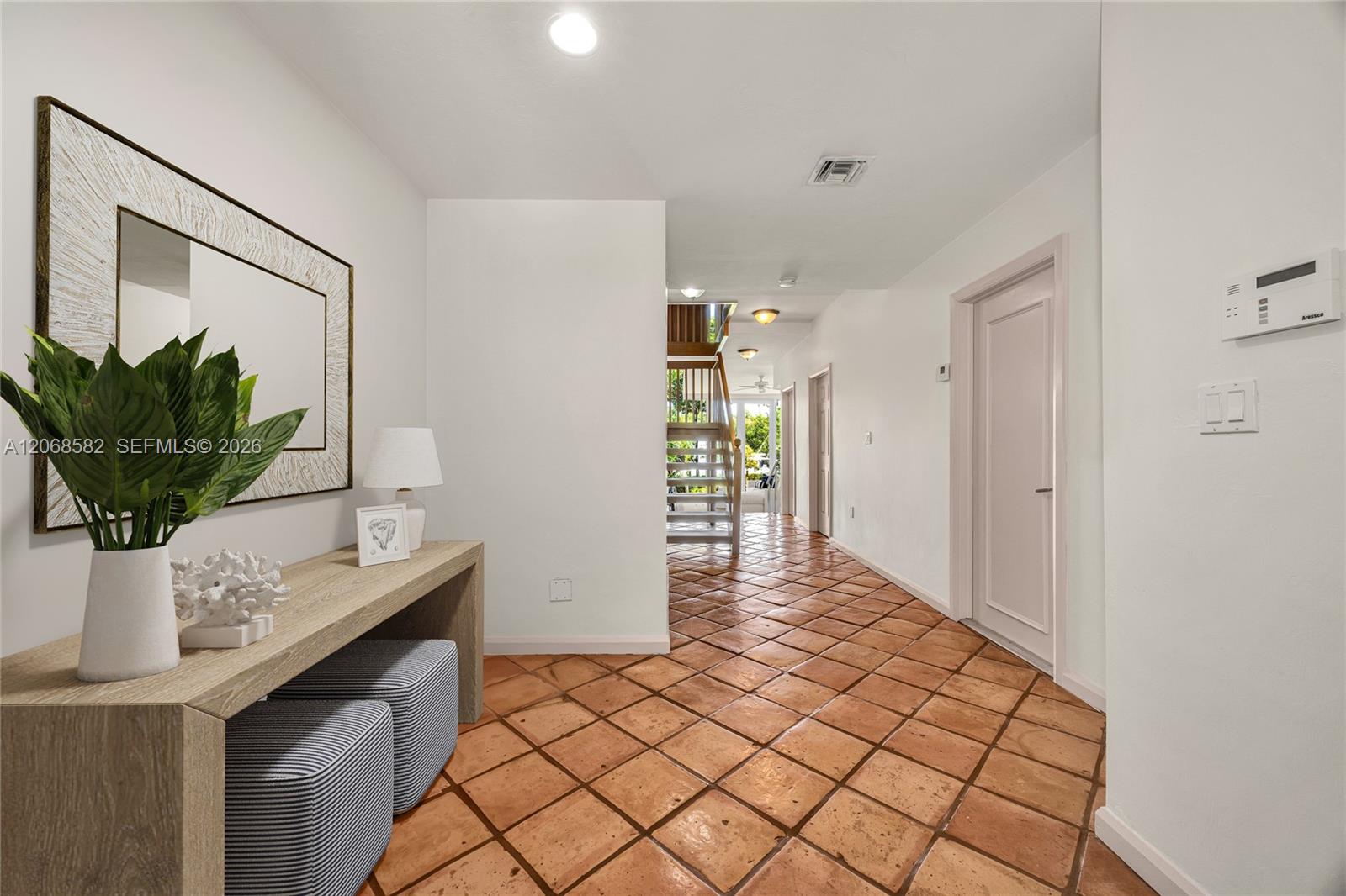 5996 Paradise Point Dr — Photo 5