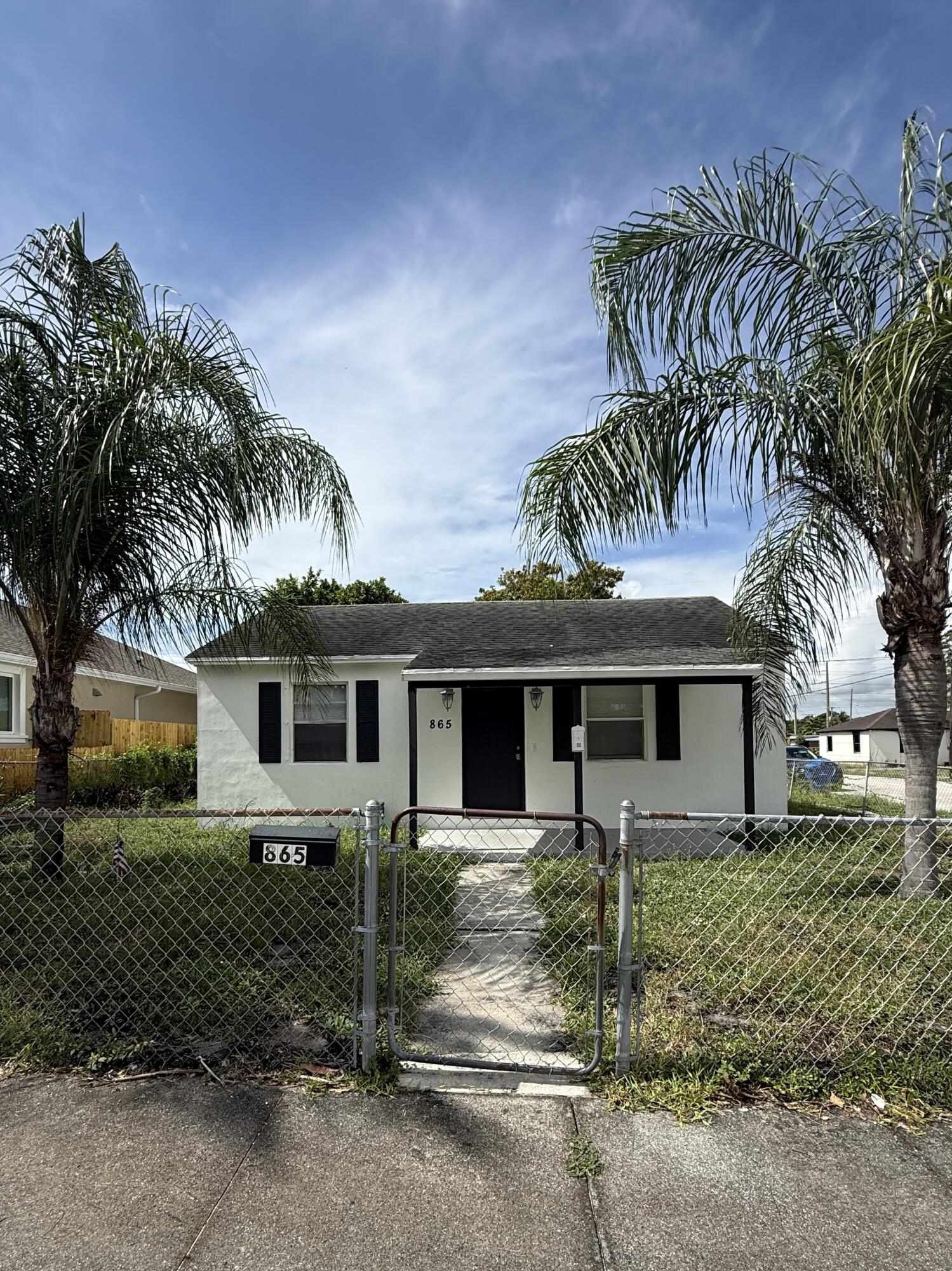 865 W 3RD Street, Riviera Beach FL 33404