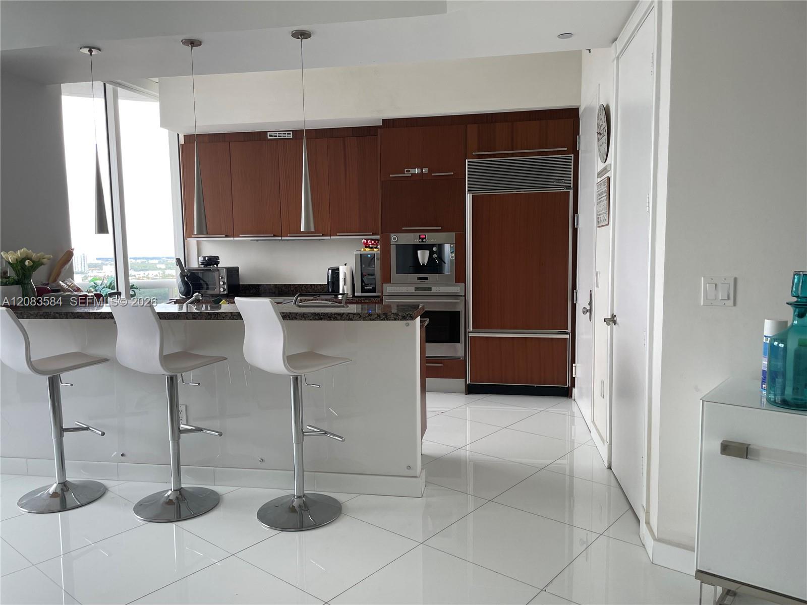 15811 Collins Ave # 2305 — Photo 3
