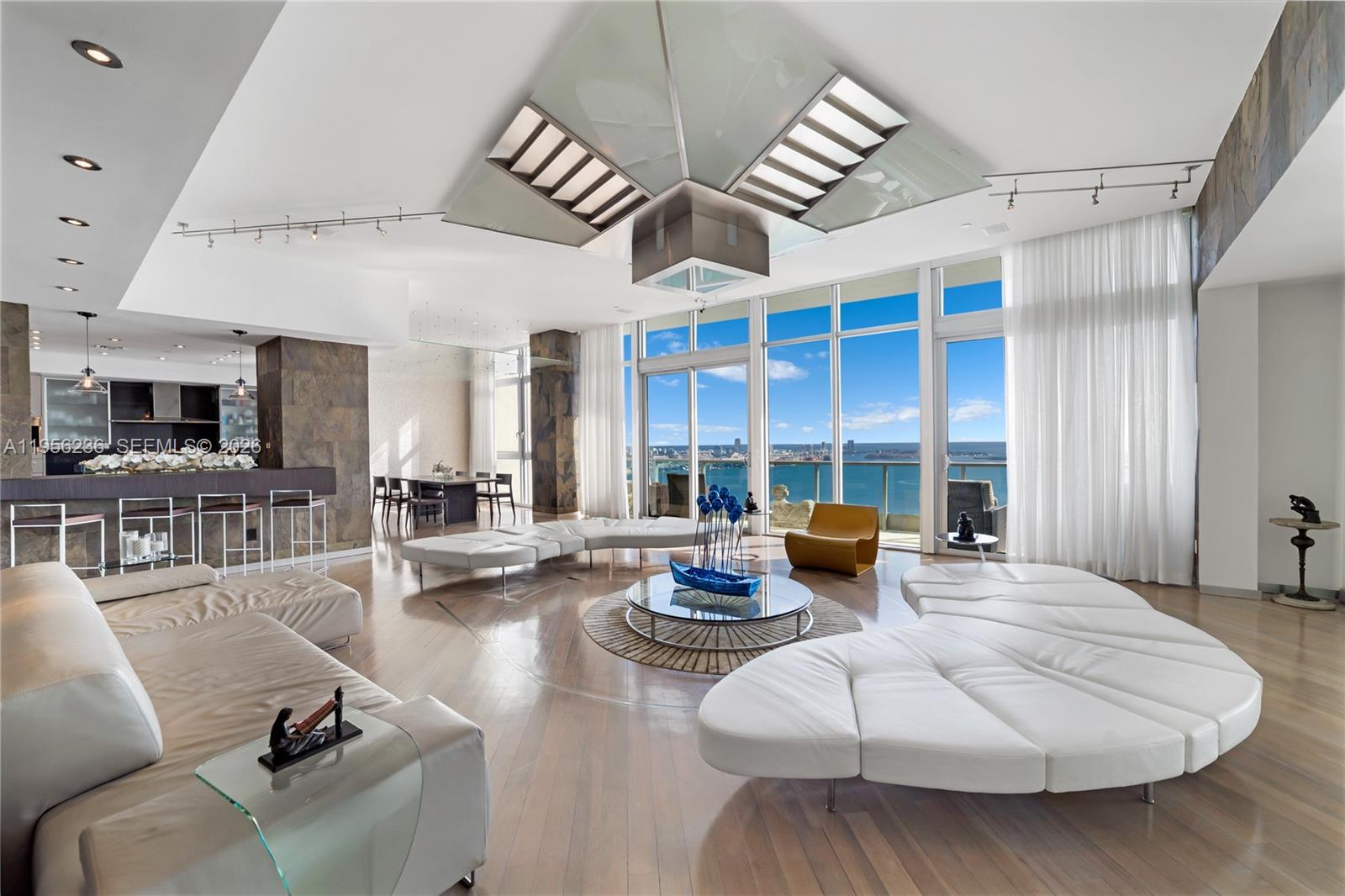 1331 Brickell Bay Dr # PH4605, Miami FL 33131