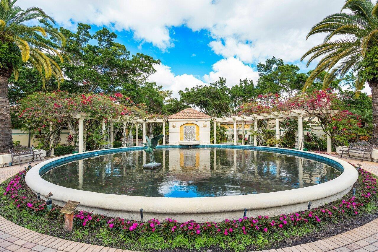 27 Via Del Corso, Palm Beach Gardens FL 33418