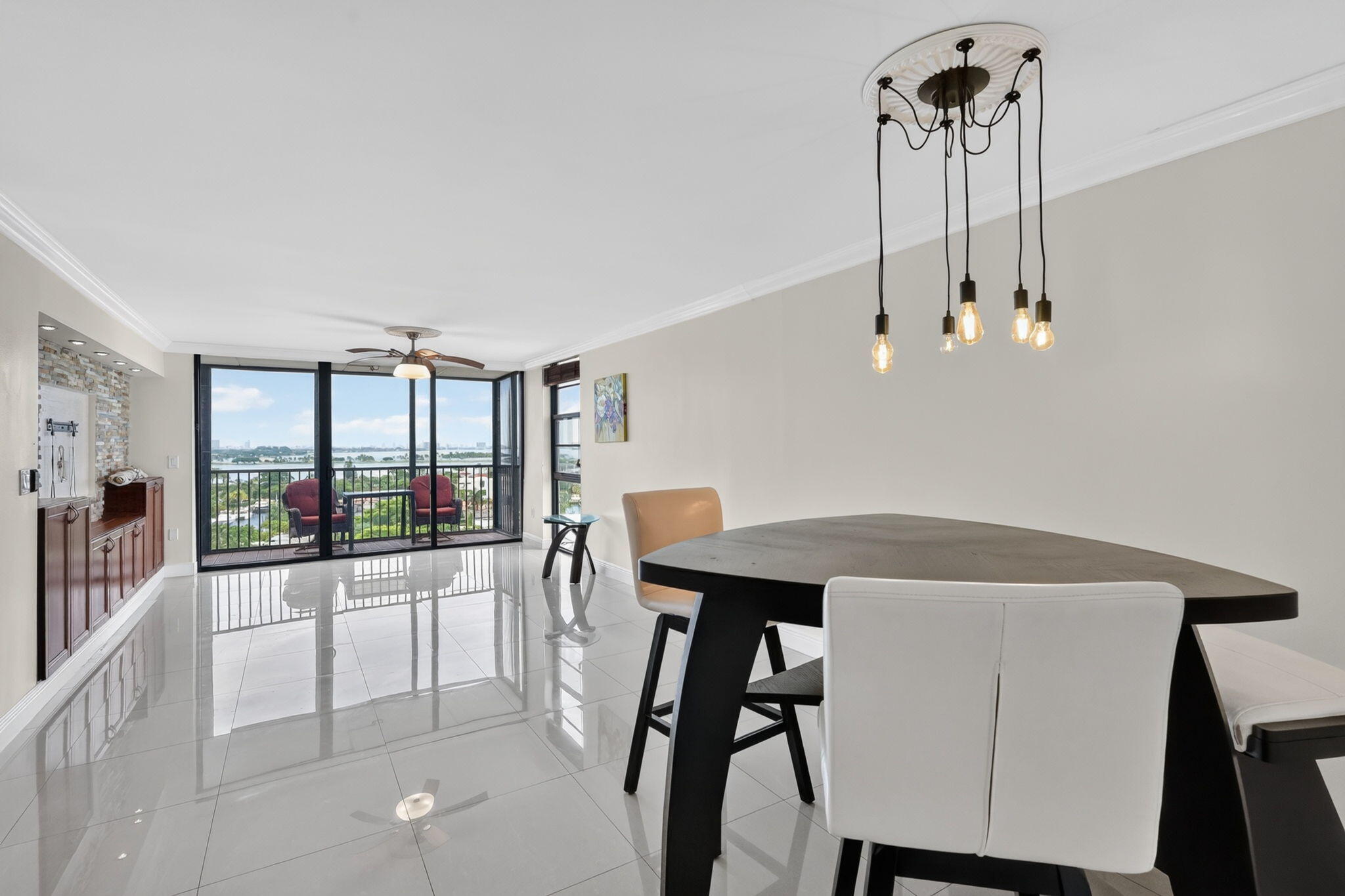 2500 NE 135TH Street # C1011 — Photo 4