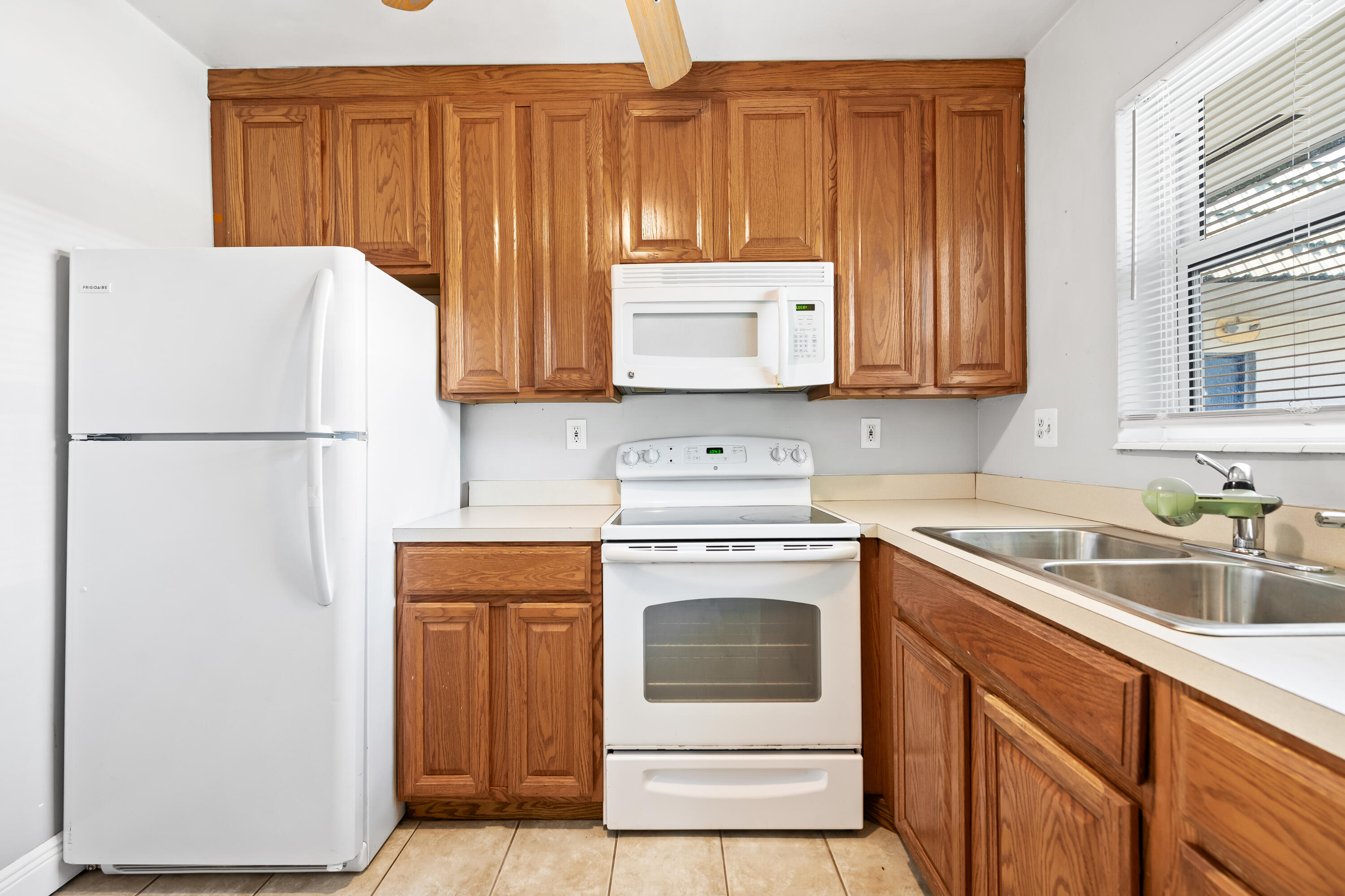 1001 SE 16TH Street # 15 — Photo 4