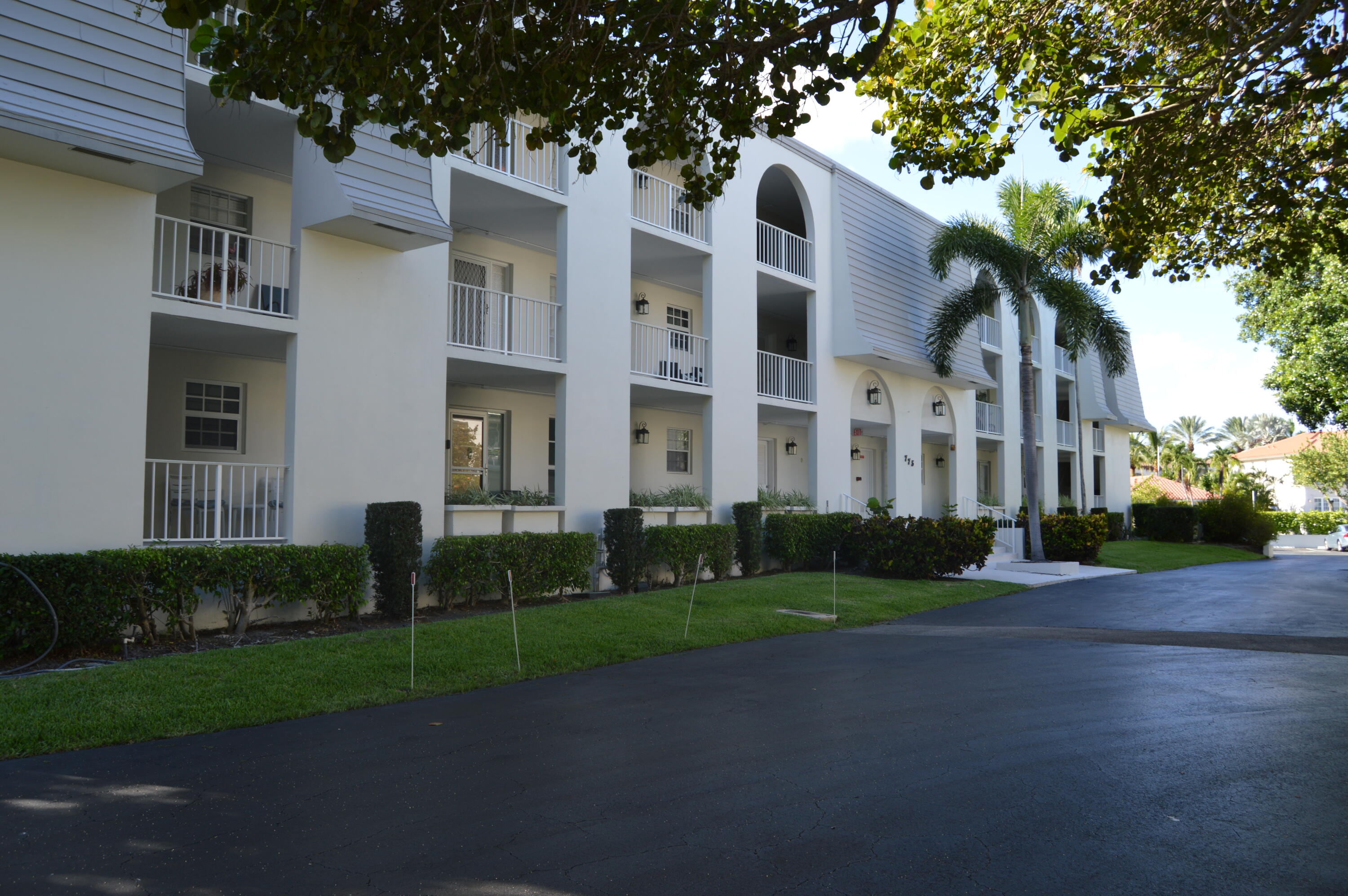 775 Jeffery Street # 303, Boca Raton FL 33487