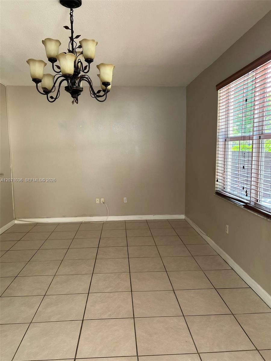 10861 NW 85th Ter View 4