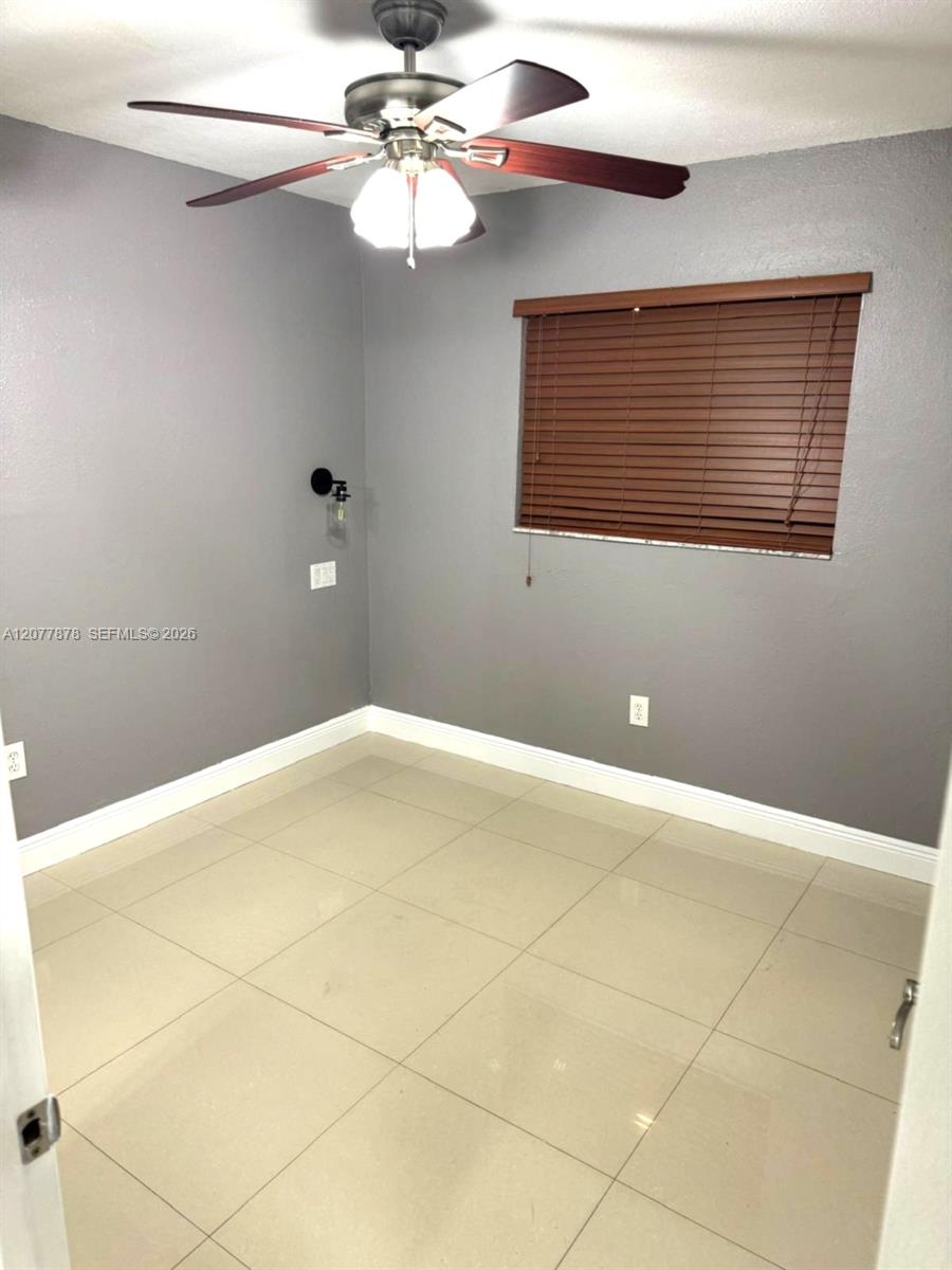 5461 W 24th Ave # 25 — Photo 5