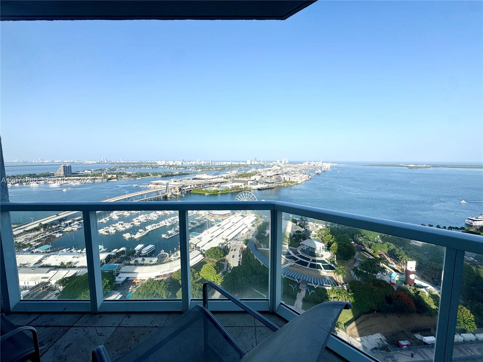 244 Biscayne Blvd # 3903 View 1