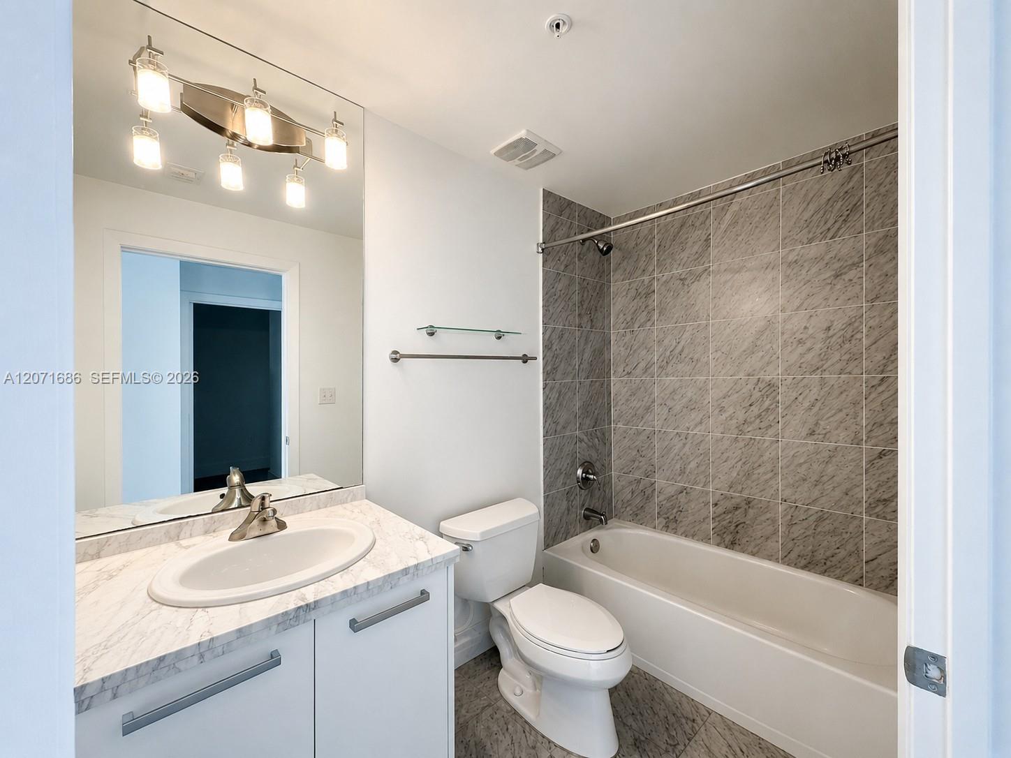 244 Biscayne Blvd # 3903 View 12