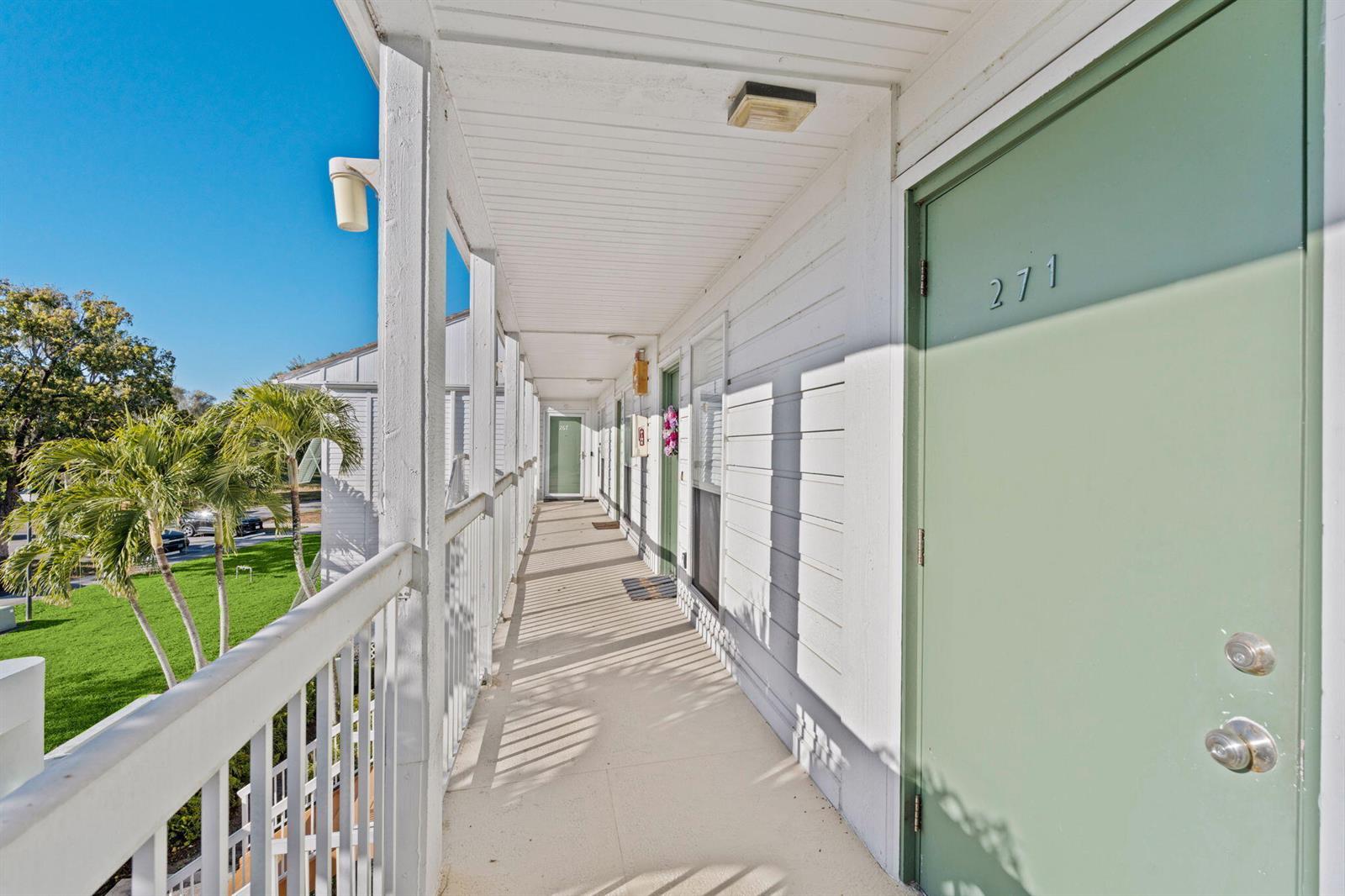 4-web-or-mls-A7405457