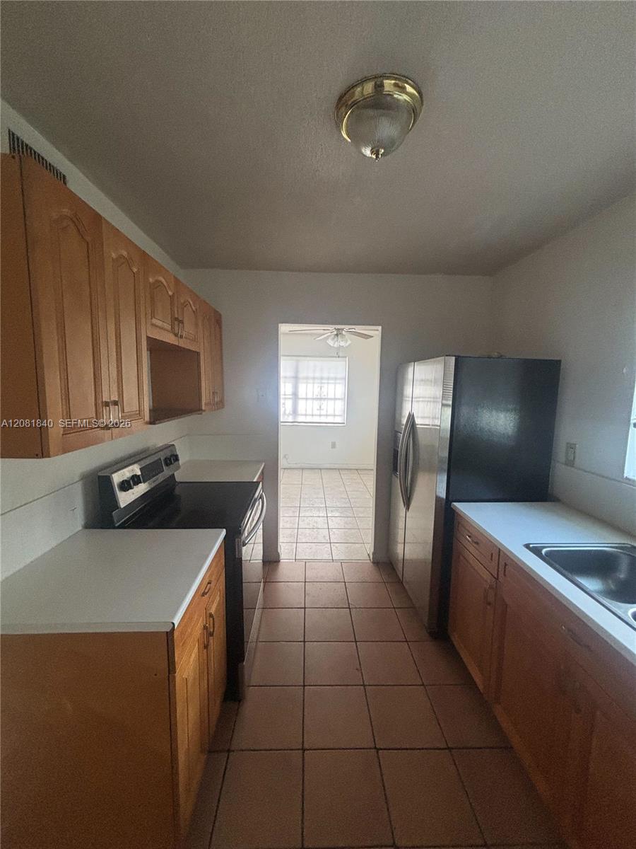 15813 NW 38th Pl # 15813 — Photo 2