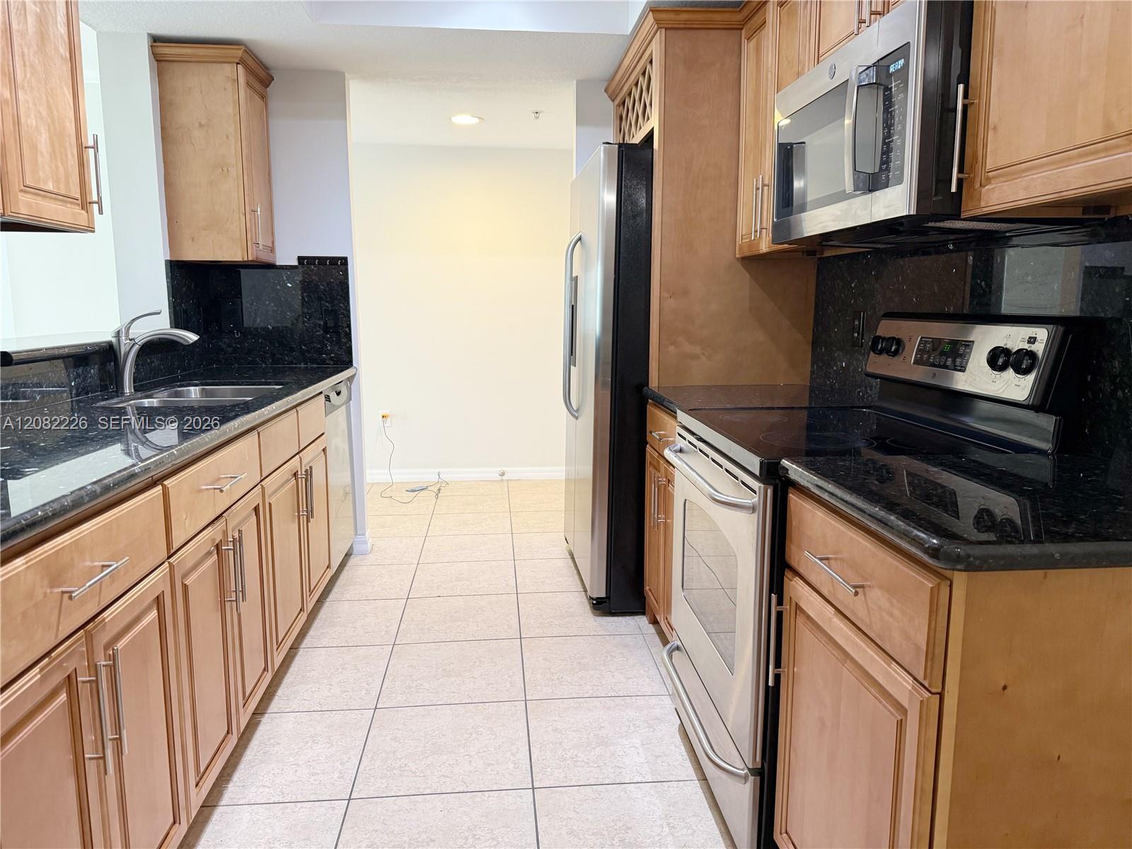 3530 SW 22nd St # 710 — Photo 5