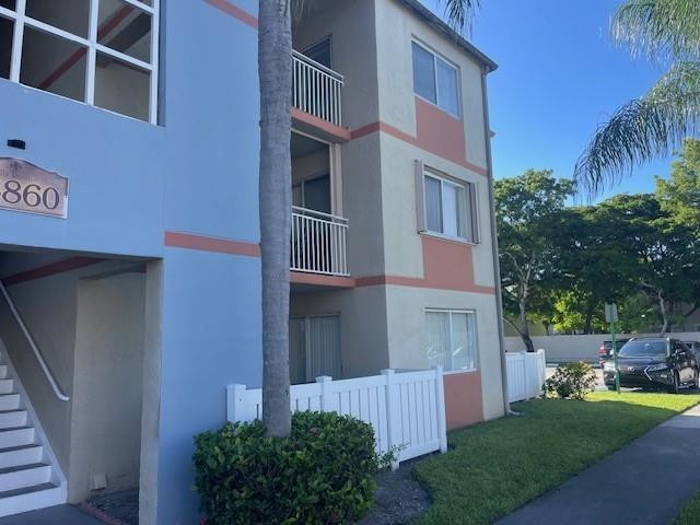 18860 NW 57th Avenue # 106, Hialeah FL 33015