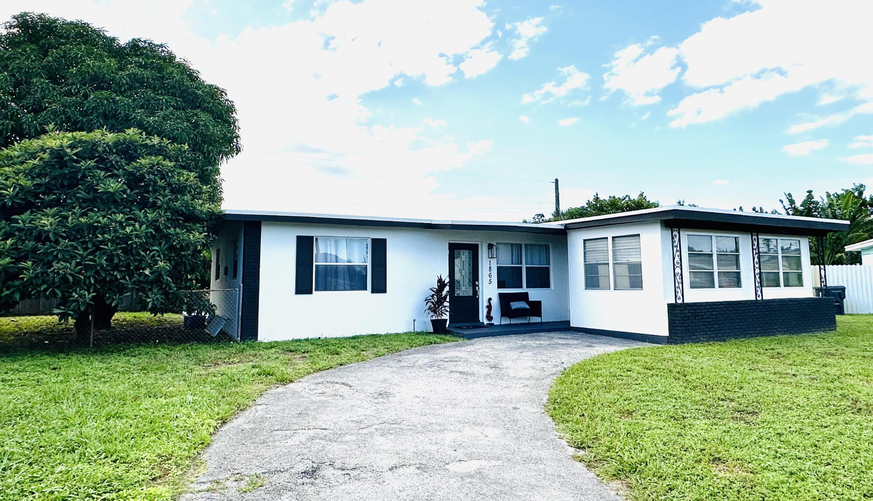 1865 W Chatham Road, West Palm Beach FL 33415