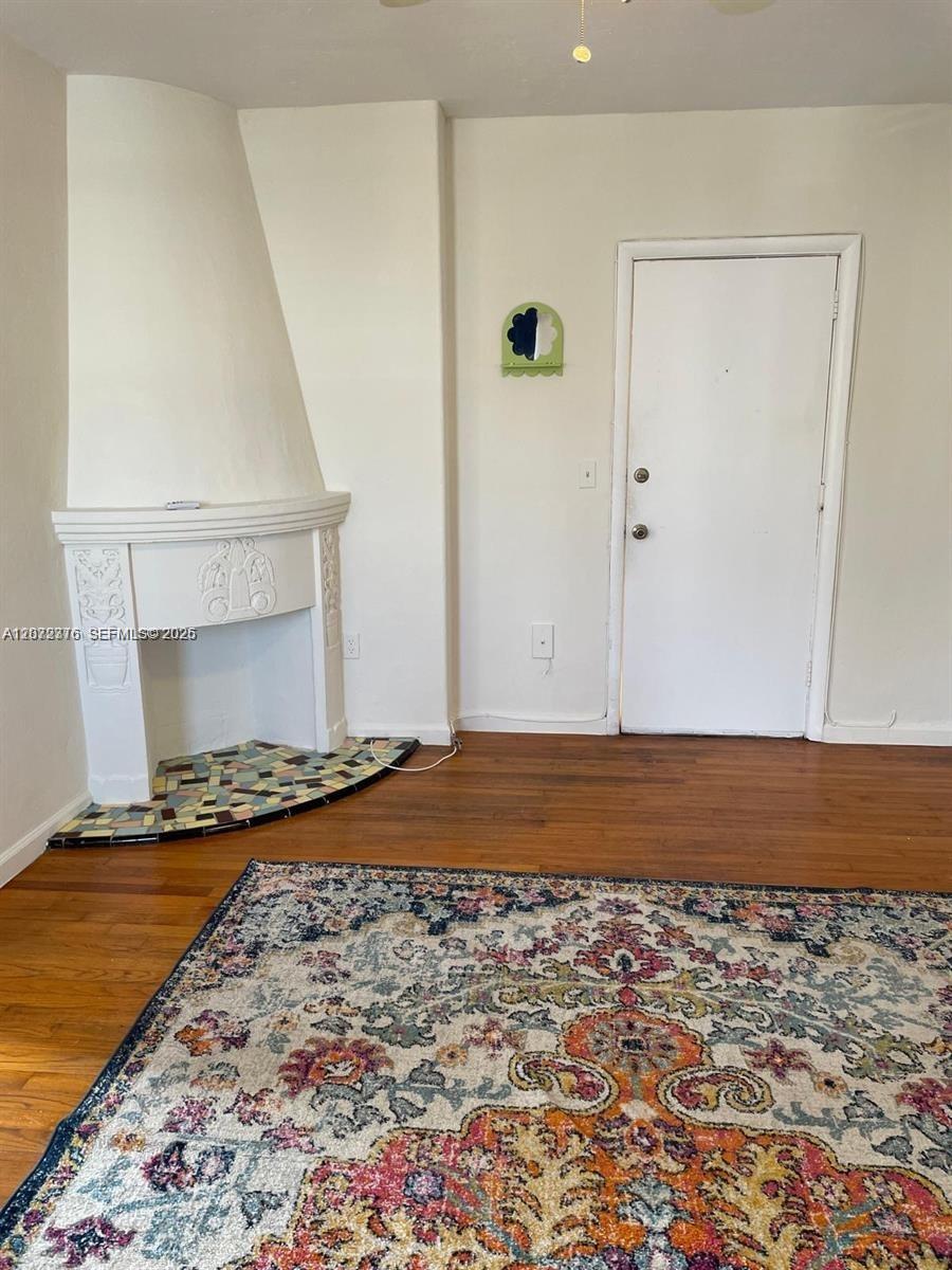 900 Jefferson Ave # 16 — Photo 2