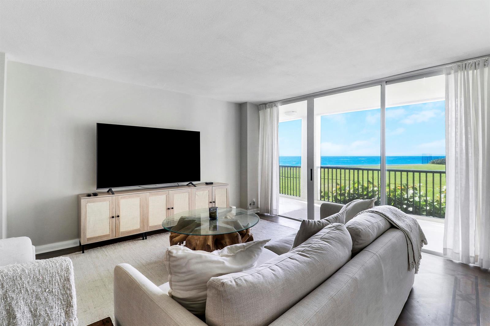 5400 N Ocean Drive # 1b, Riviera Beach FL 33404