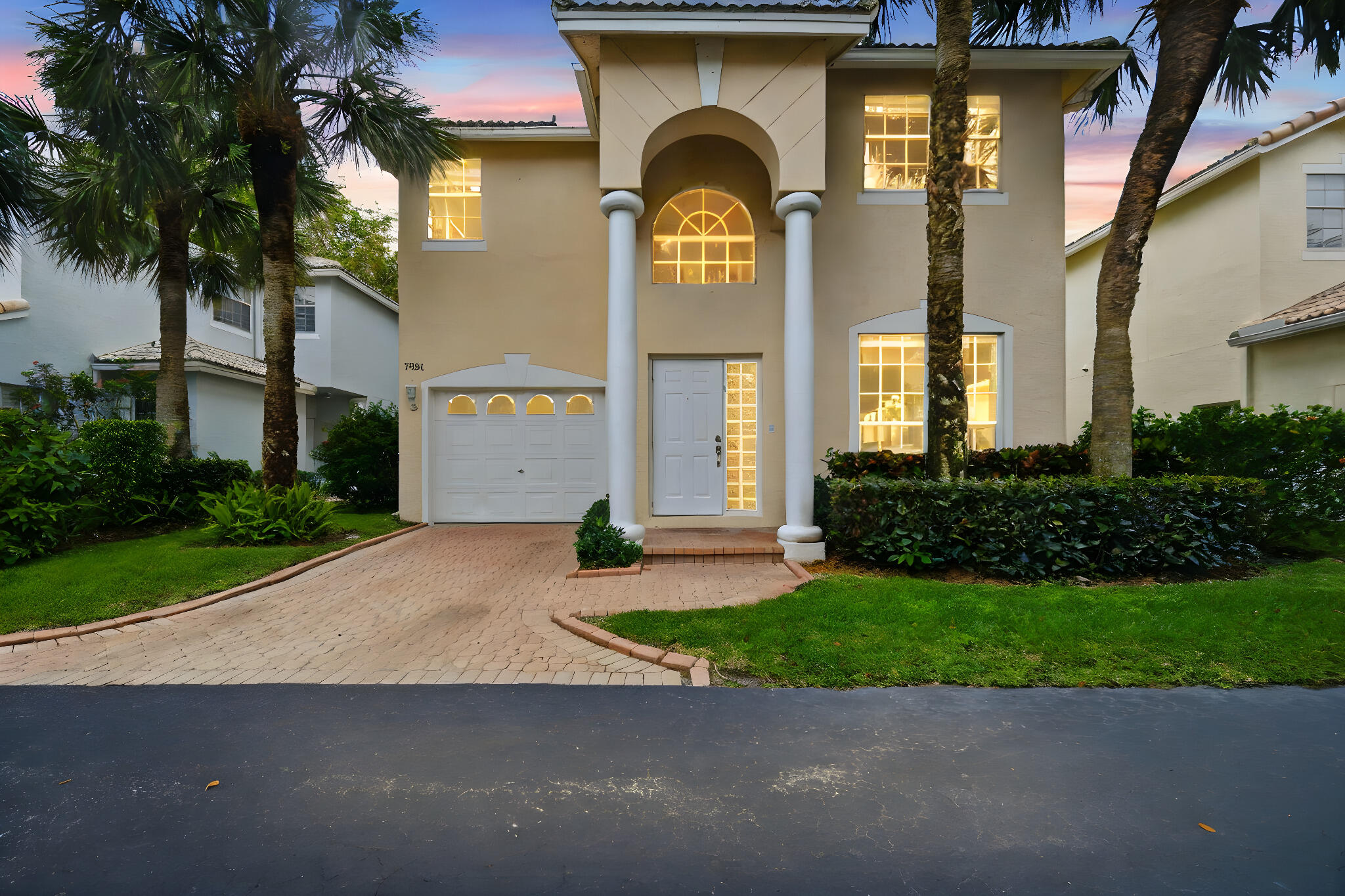 7331 Panache Way — Photo 3