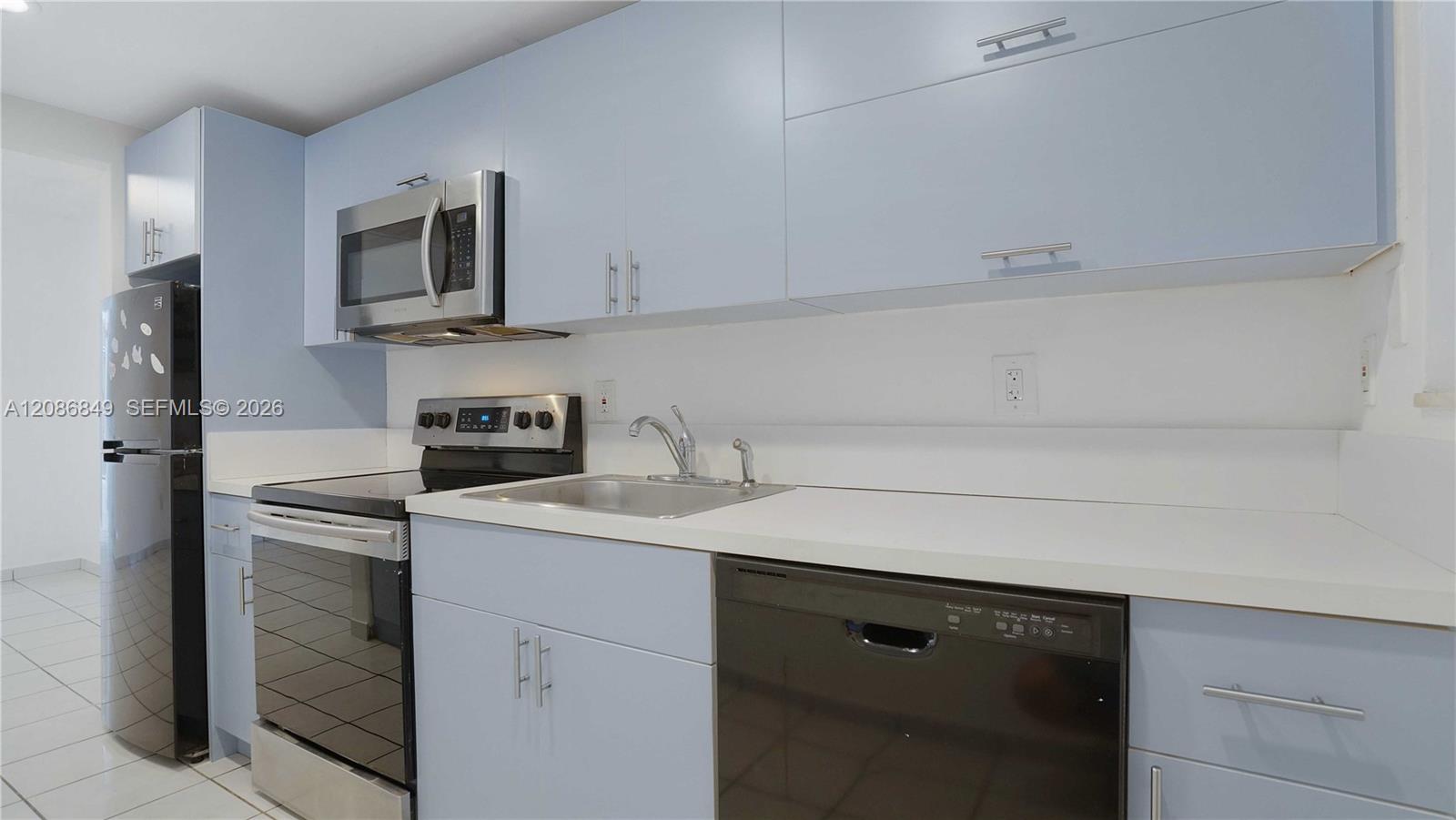 1340 Lincoln Rd # 404 — Photo 2
