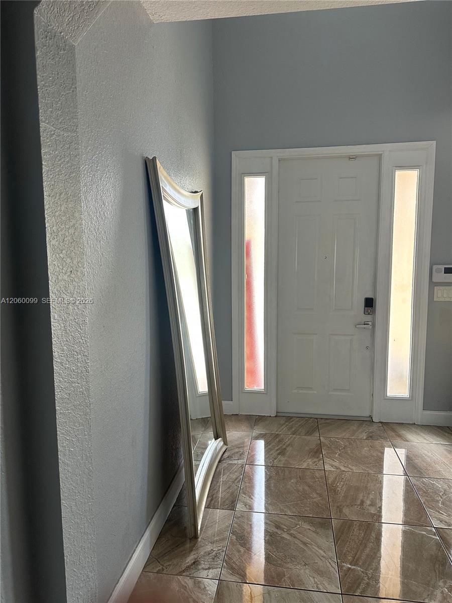 13778 SW 118th Ter — Photo 3