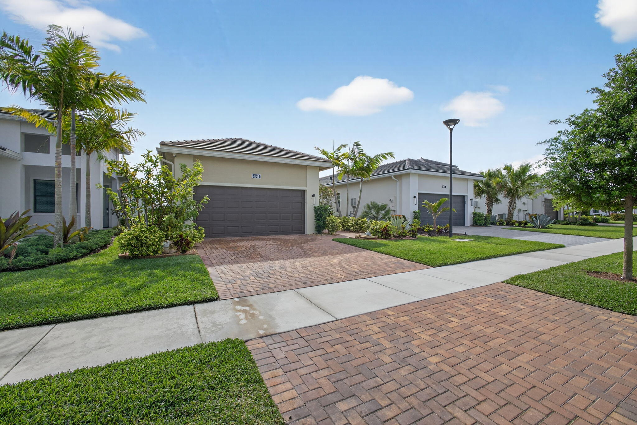 4805 Saint Armands Way, Westlake FL 33470