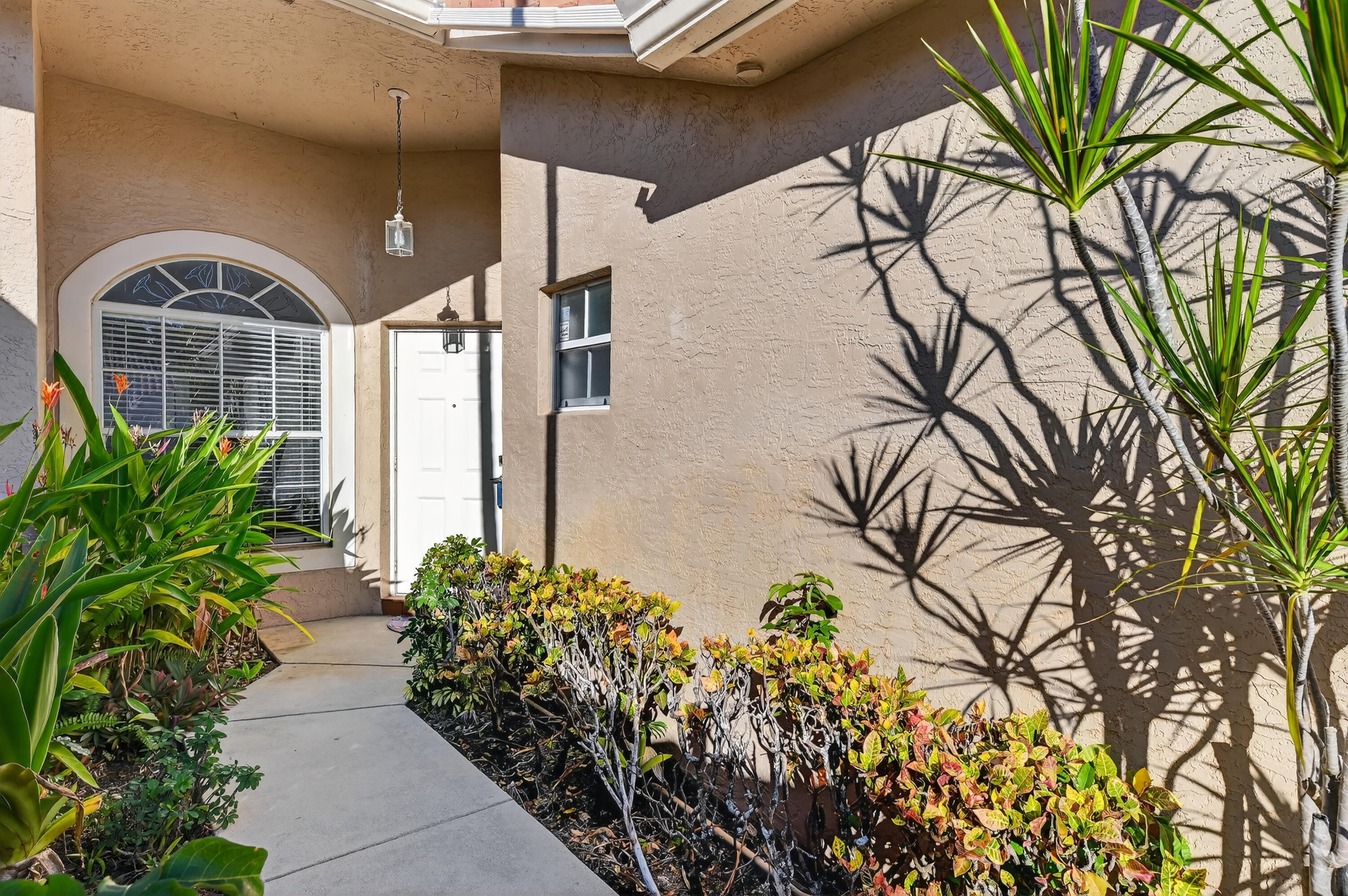 6140 Long Key Lane — Photo 3