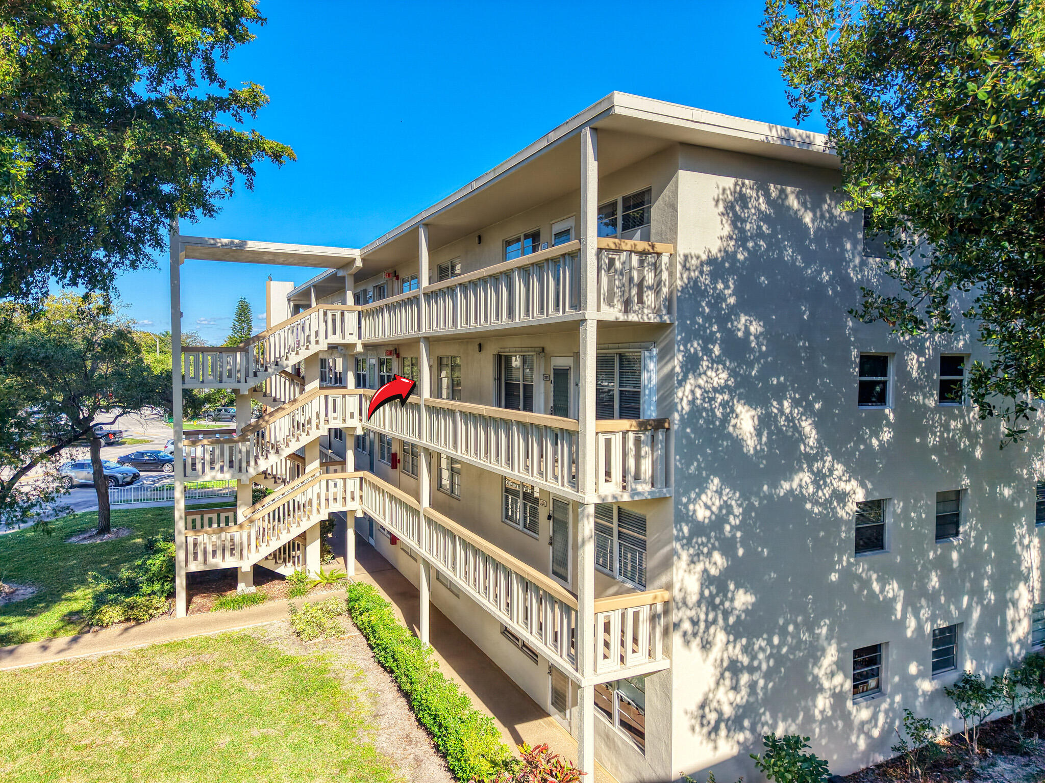 3002 Ventnor # G — Photo 3