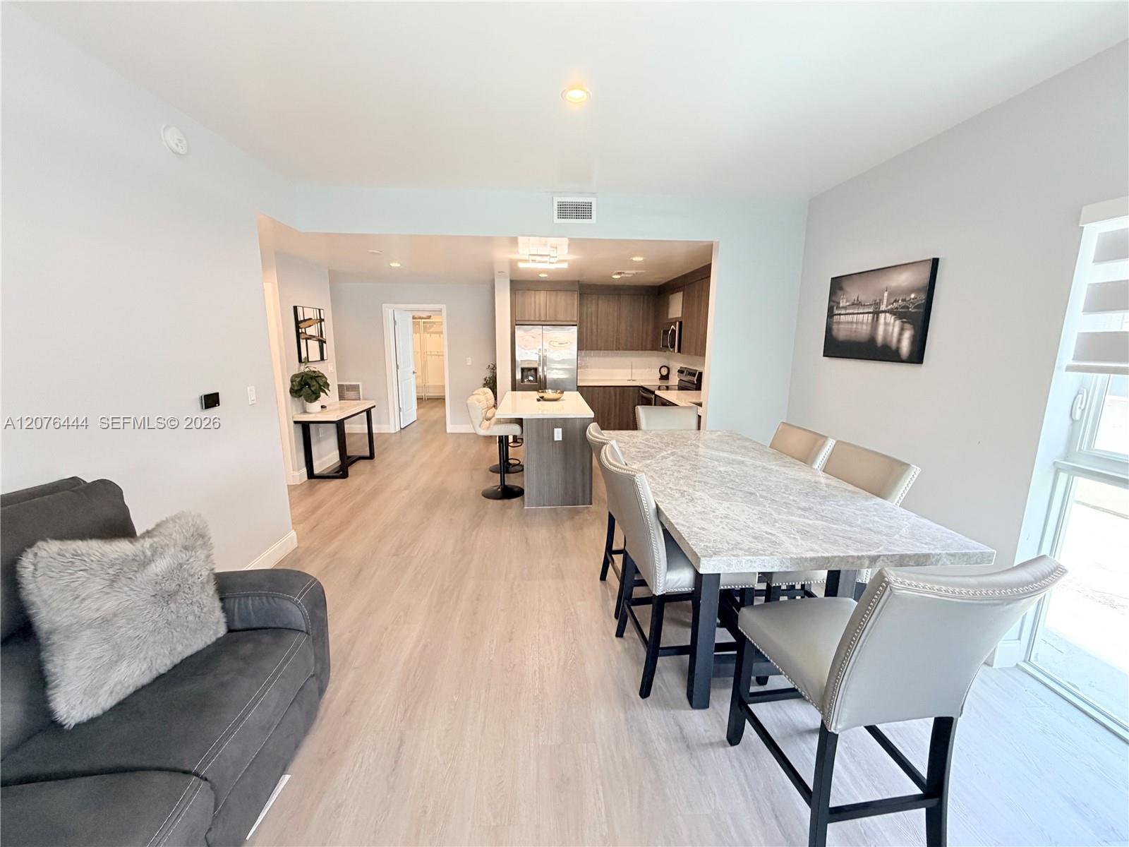 1938 Jackson St # 202 — Photo 4
