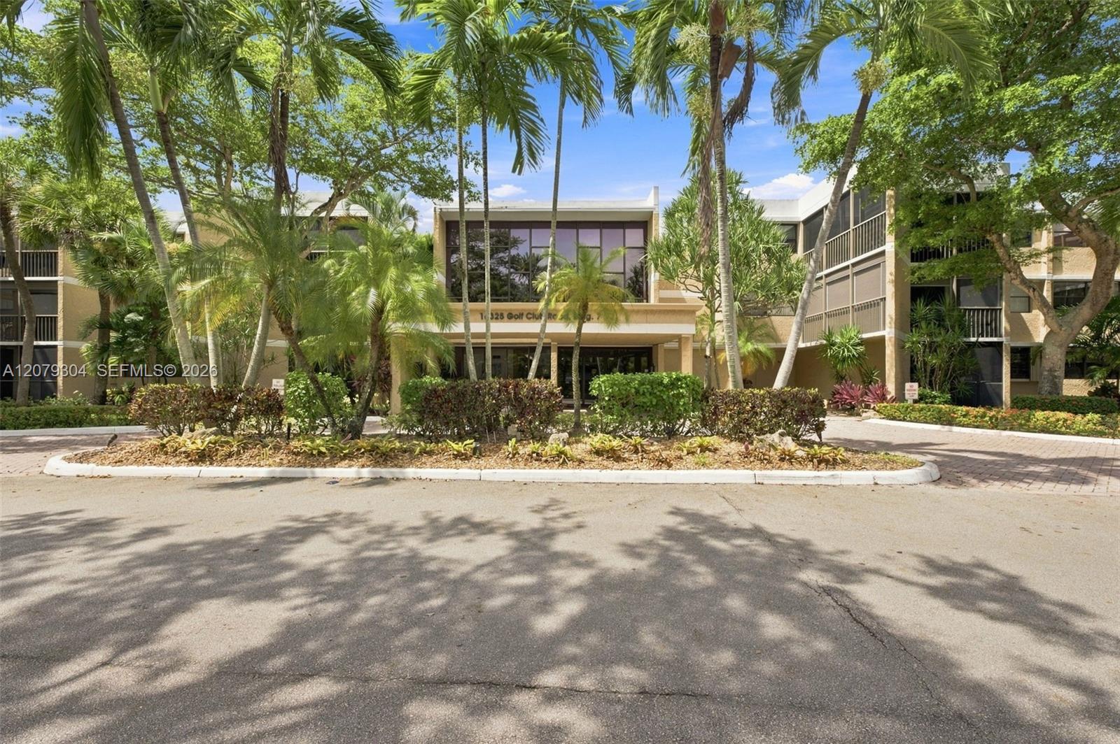 16325 Golf Club Rd # 104 — Photo 3