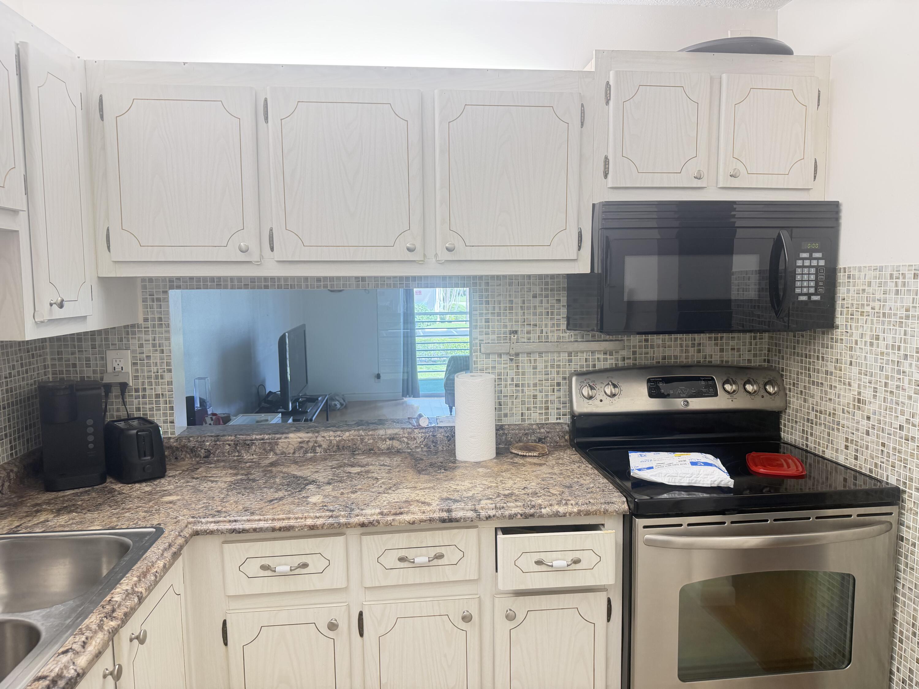 2640 Garden Drive S # 202 — Photo 5