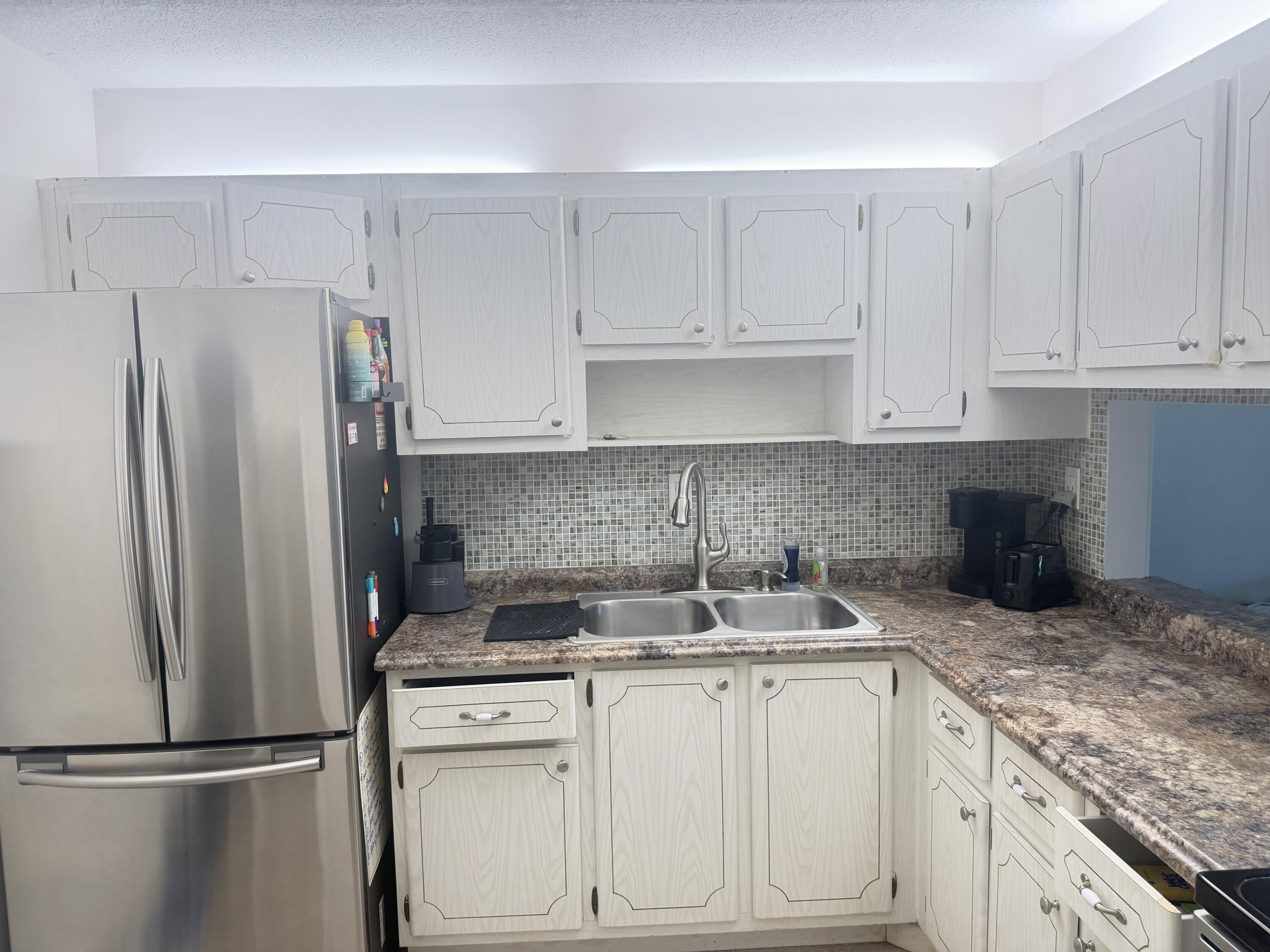 2640 Garden Drive S # 202 — Photo 2