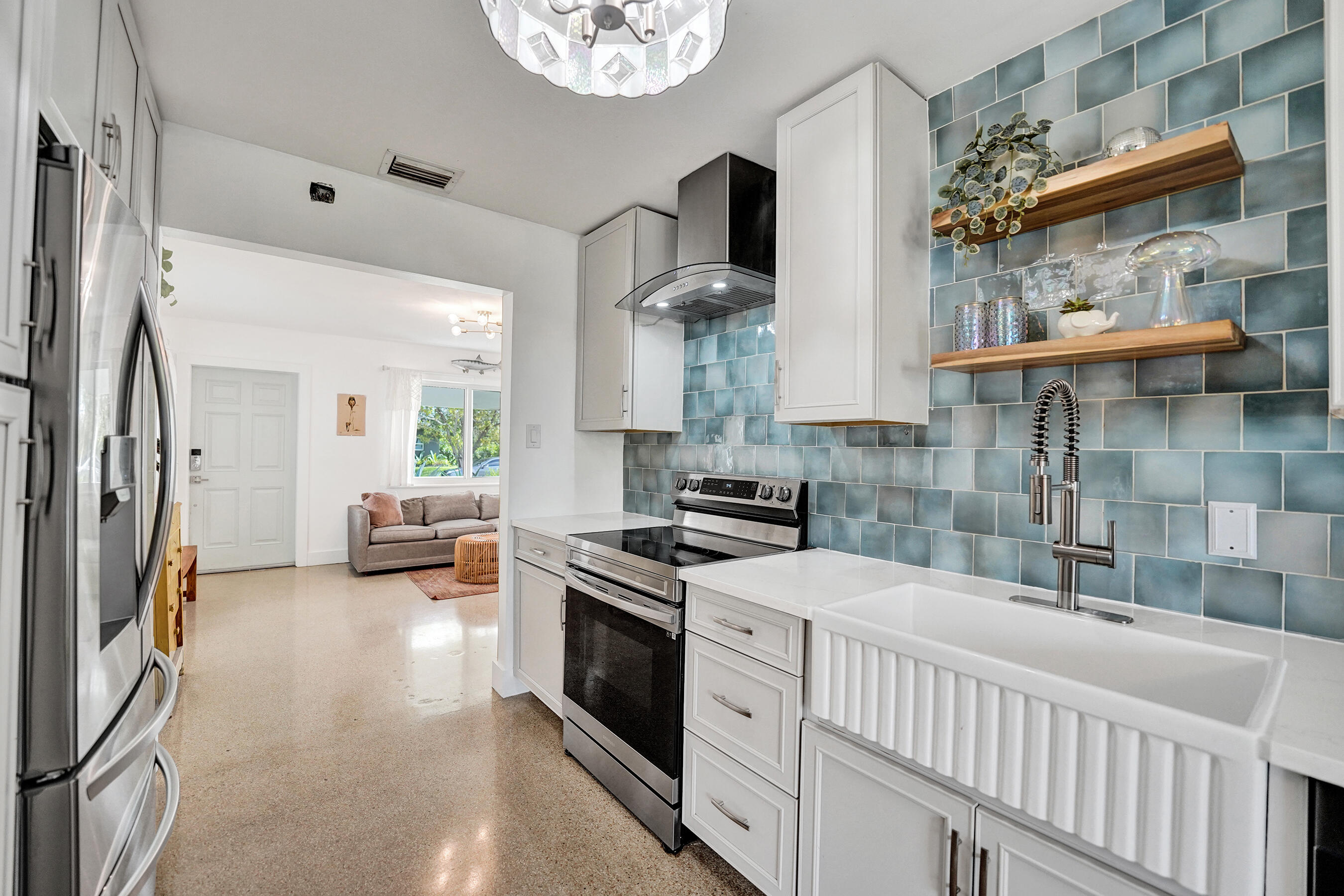180 NW 48th Court, Oakland Park FL 33309