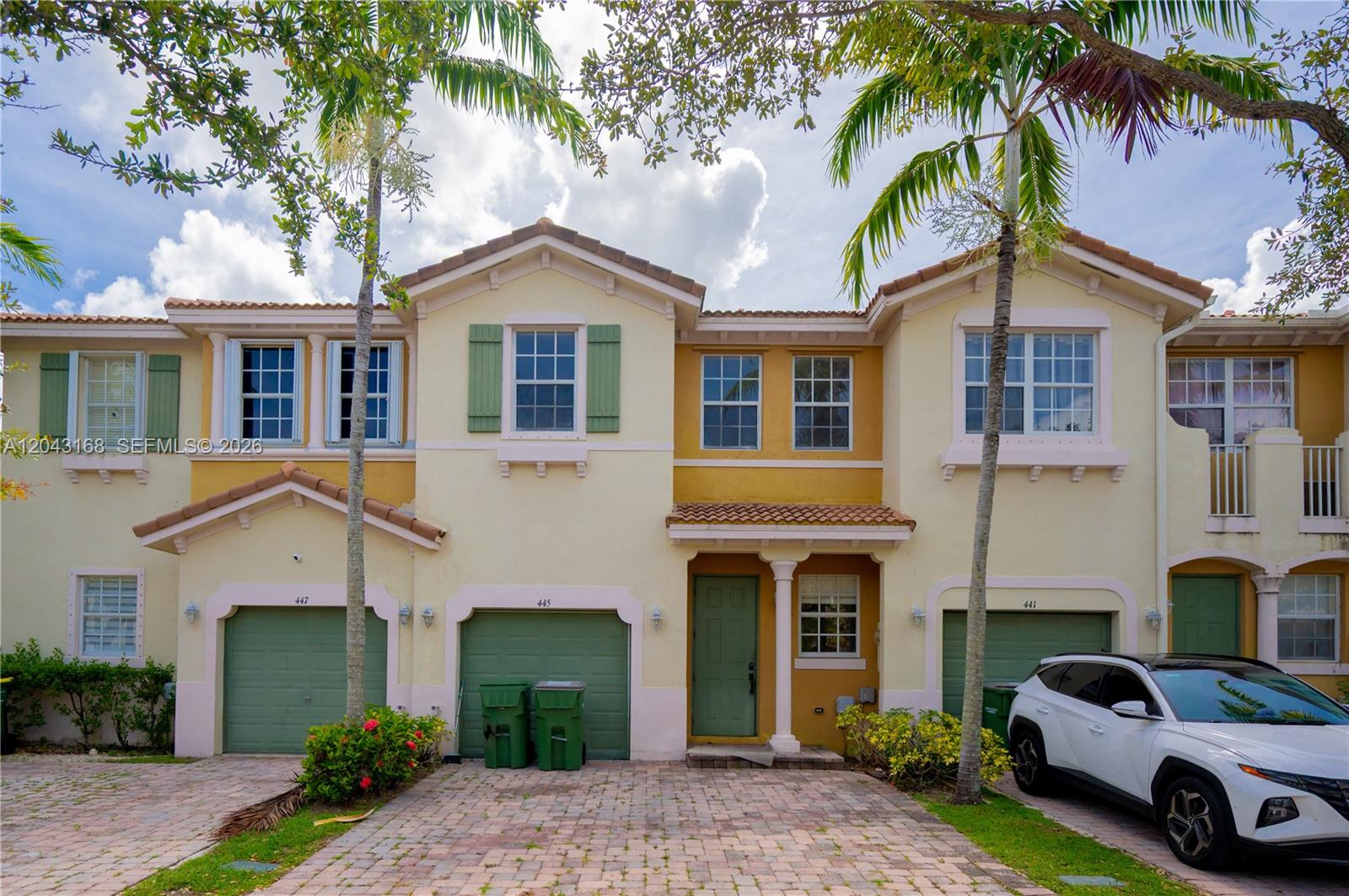 445 NE 21st Ave, Homestead FL 33033
