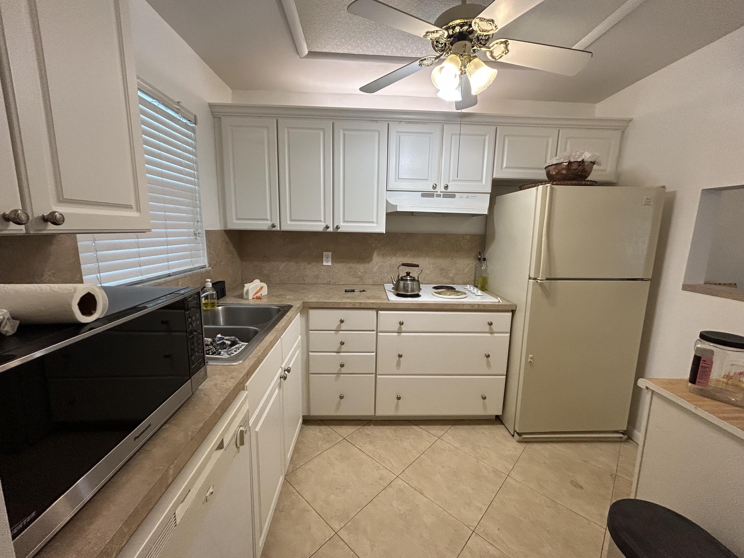 6600 Royal Palm Boulevard # 304b, Margate FL 33063