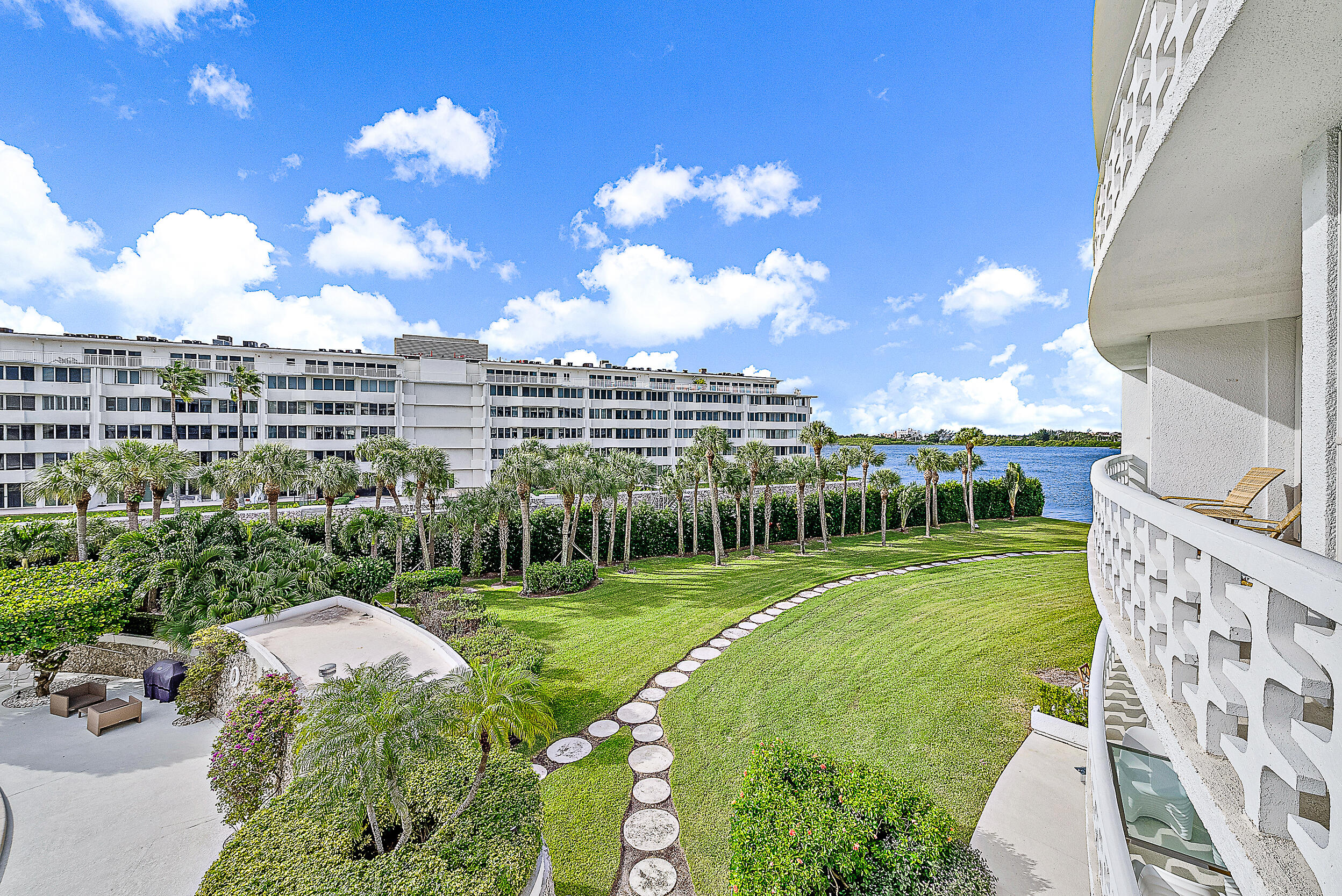 2760 S Ocean Boulevard # 310, Palm Beach FL 33480
